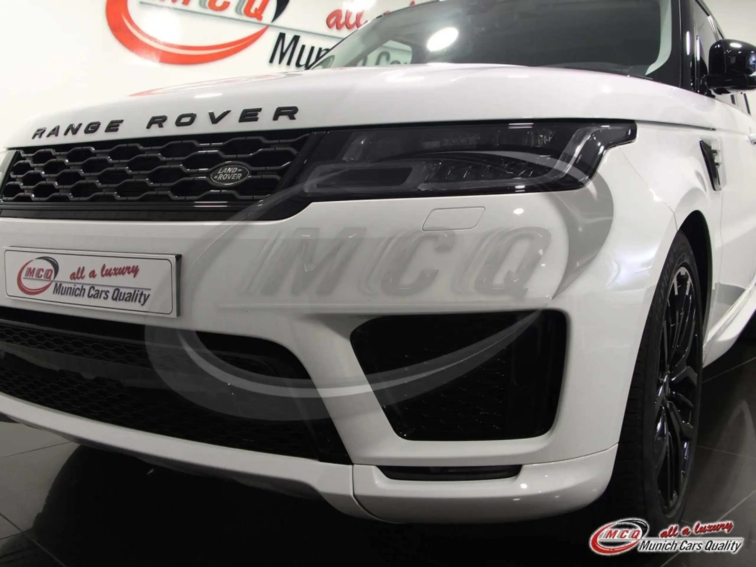 Land Rover - Range Rover Sport