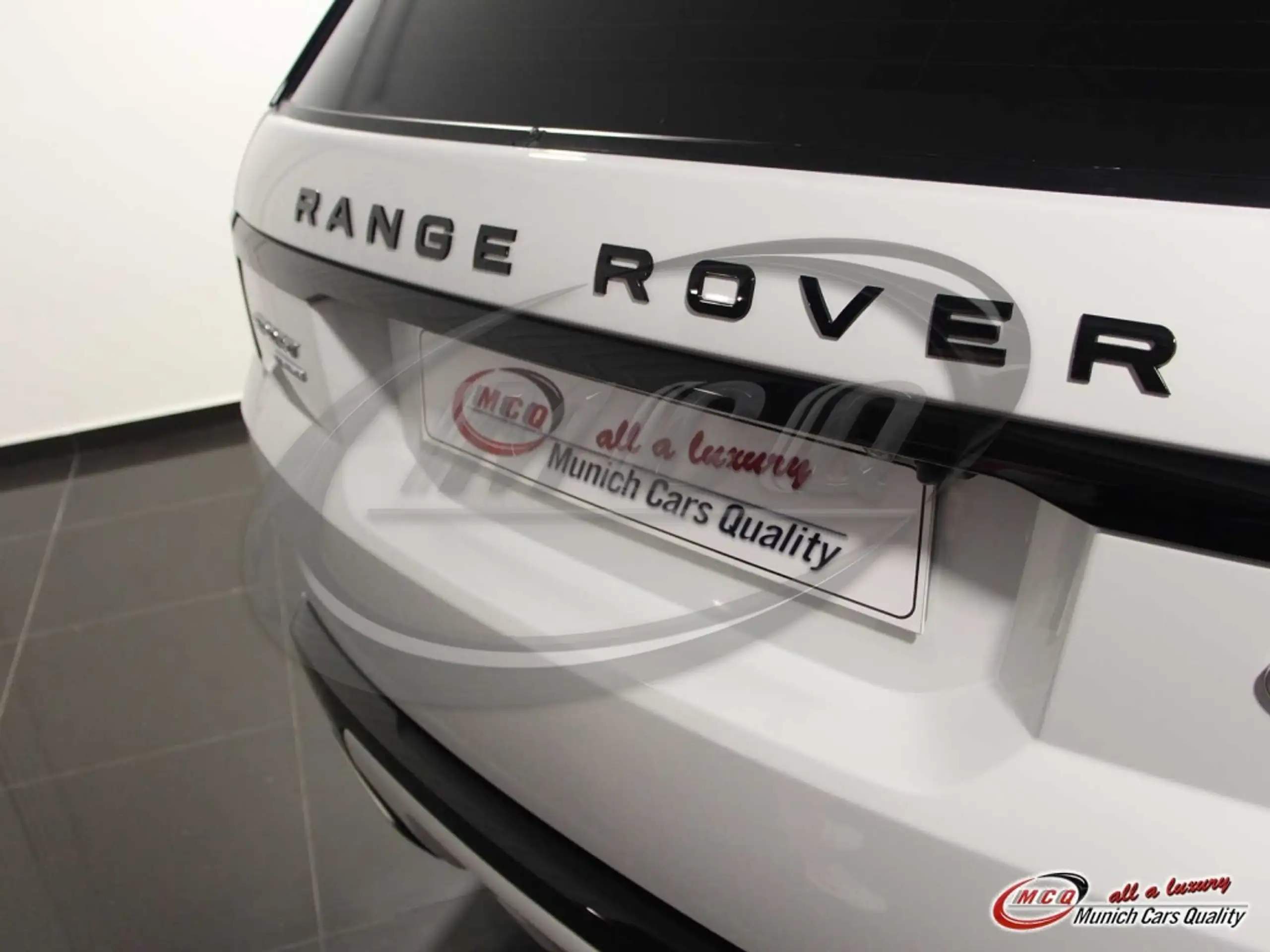 Land Rover - Range Rover Sport