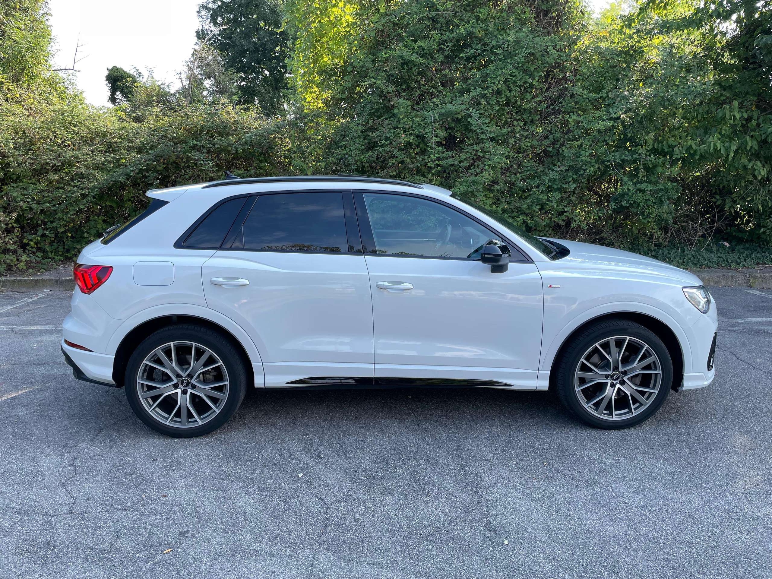 Audi - Q3