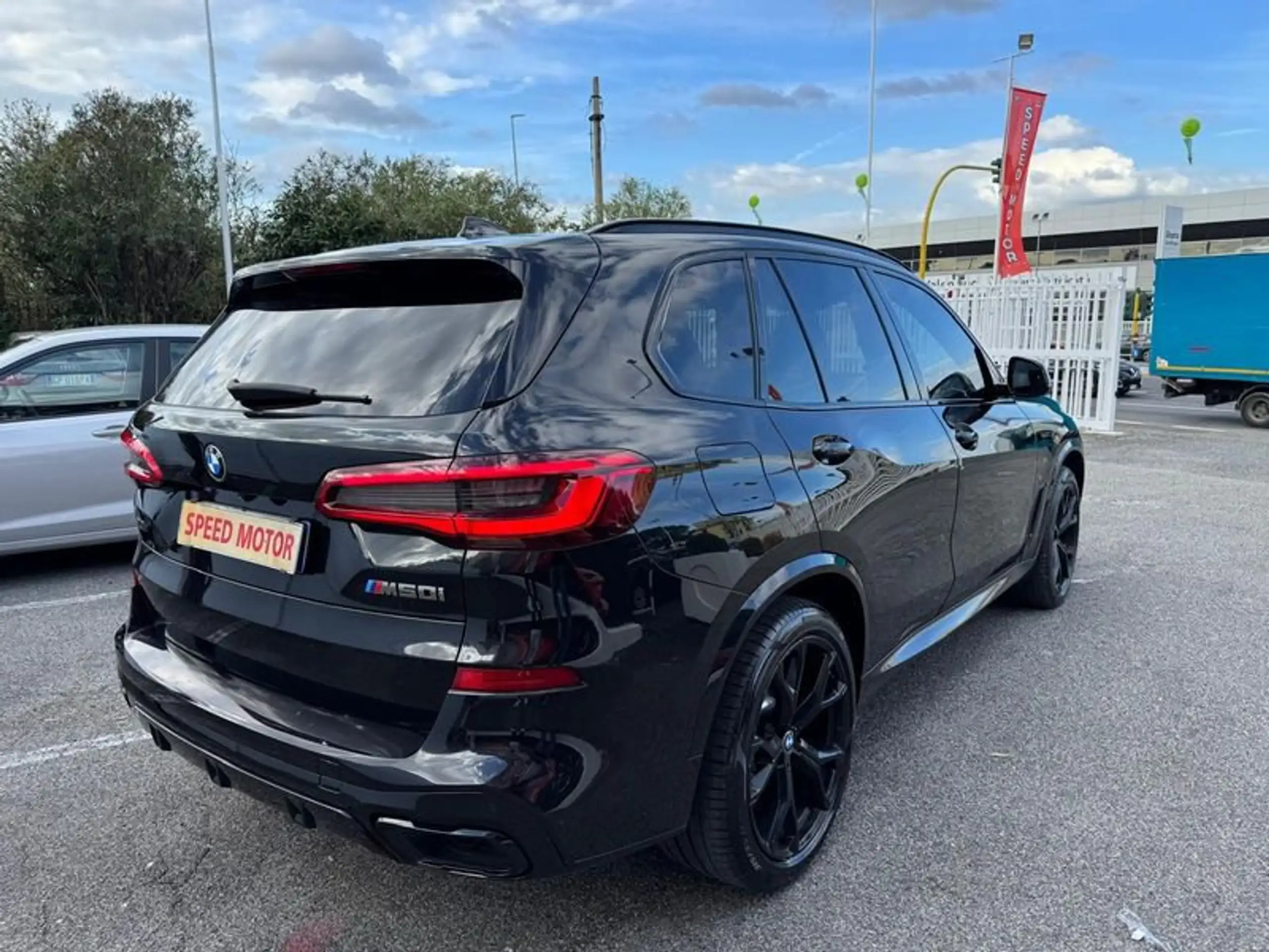 BMW - X5 M