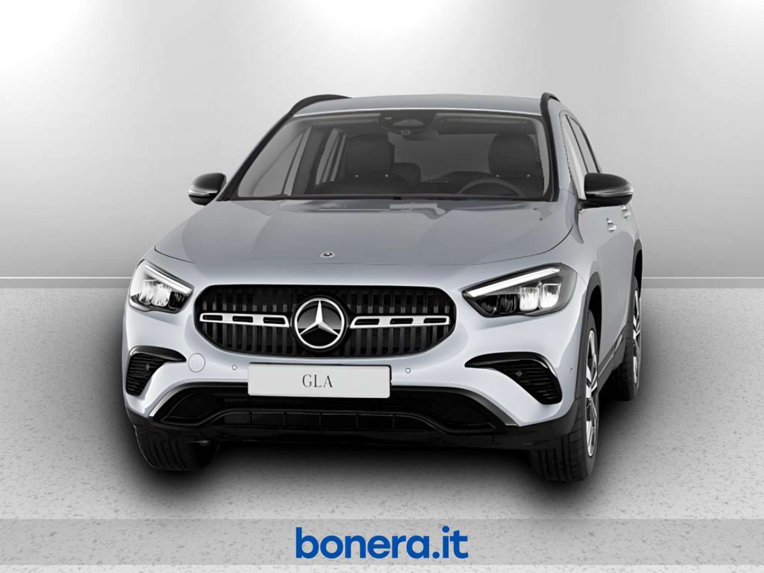 Mercedes-Benz GLA 180 2024