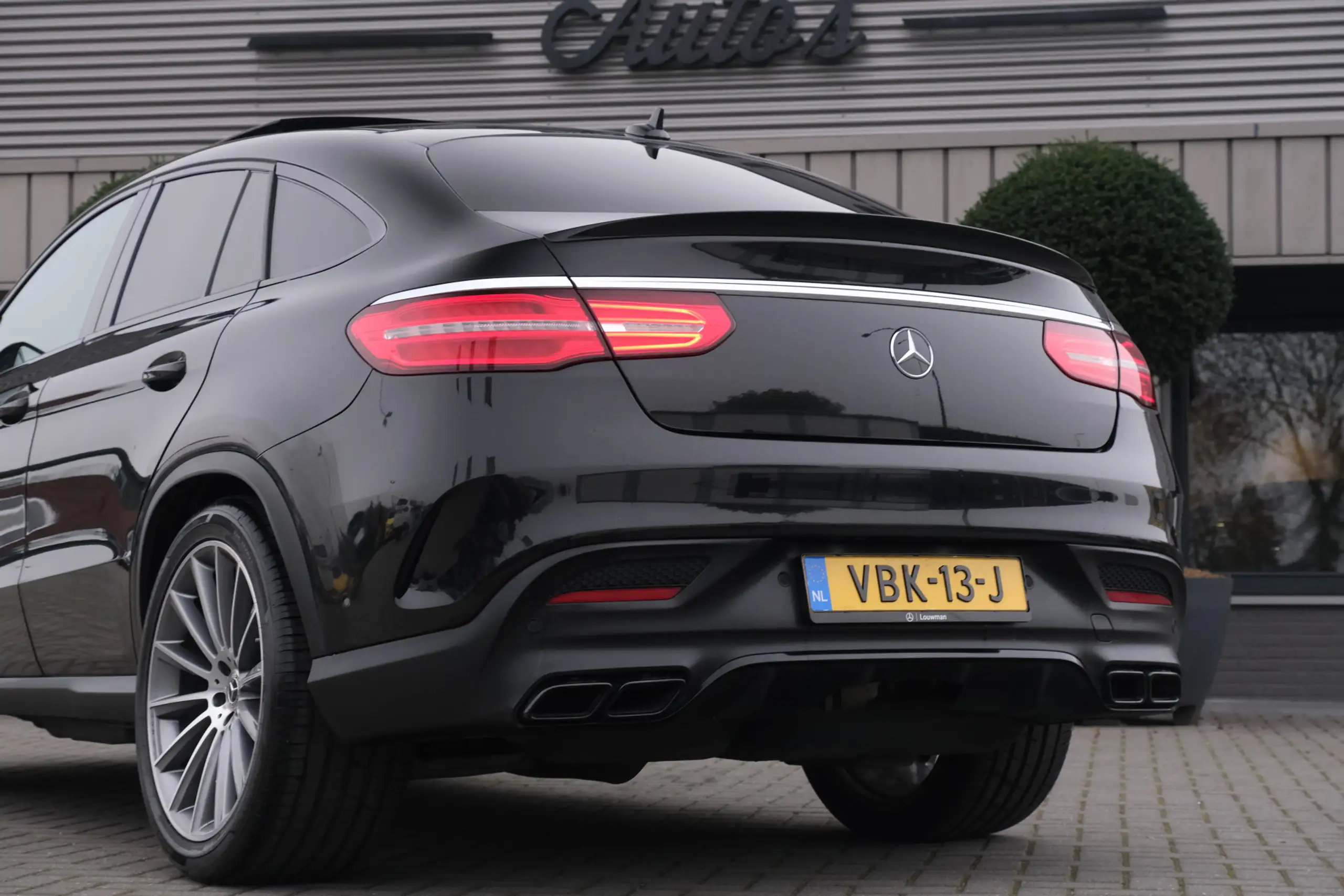 Mercedes-Benz - GLE 350