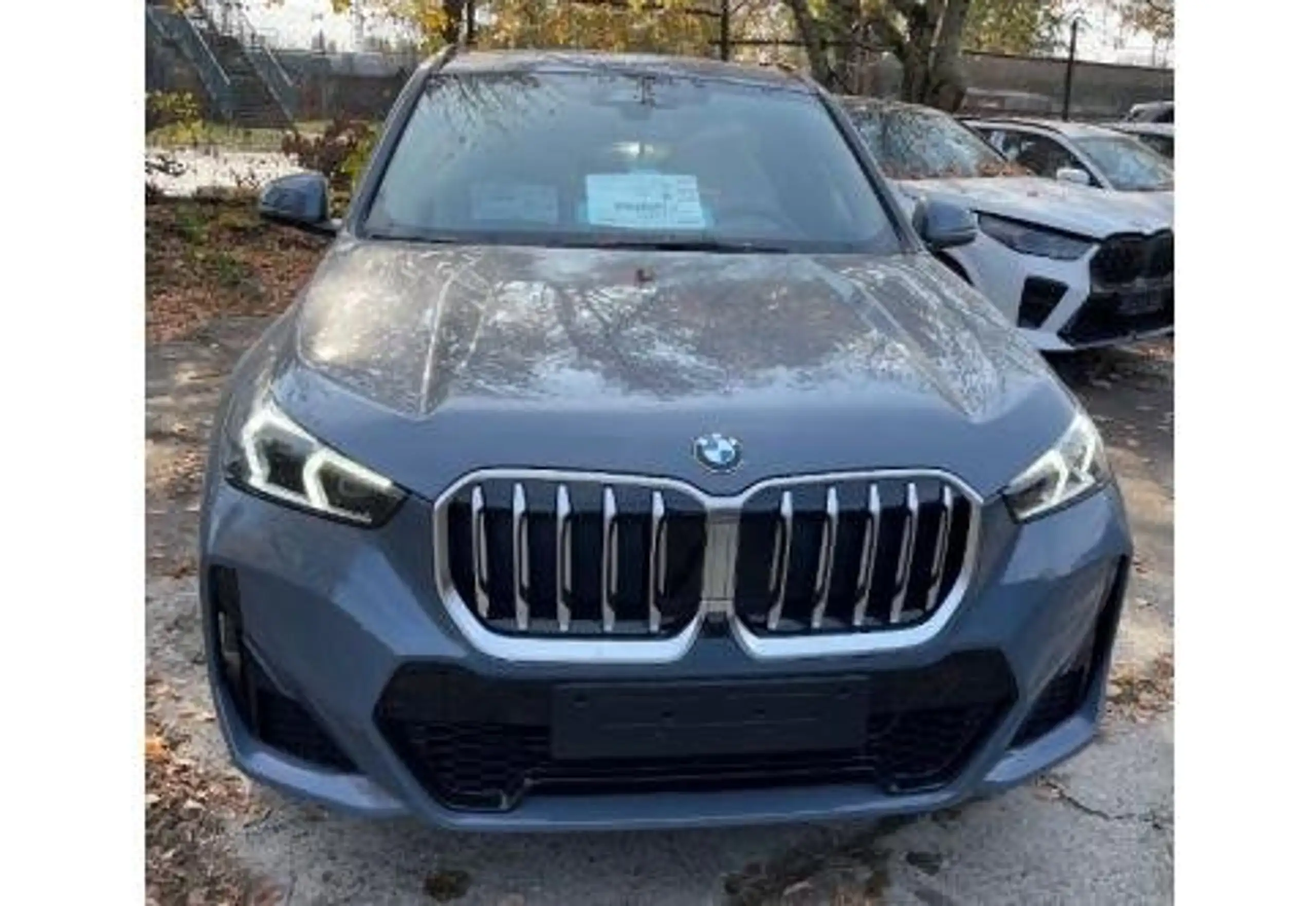 BMW - X1