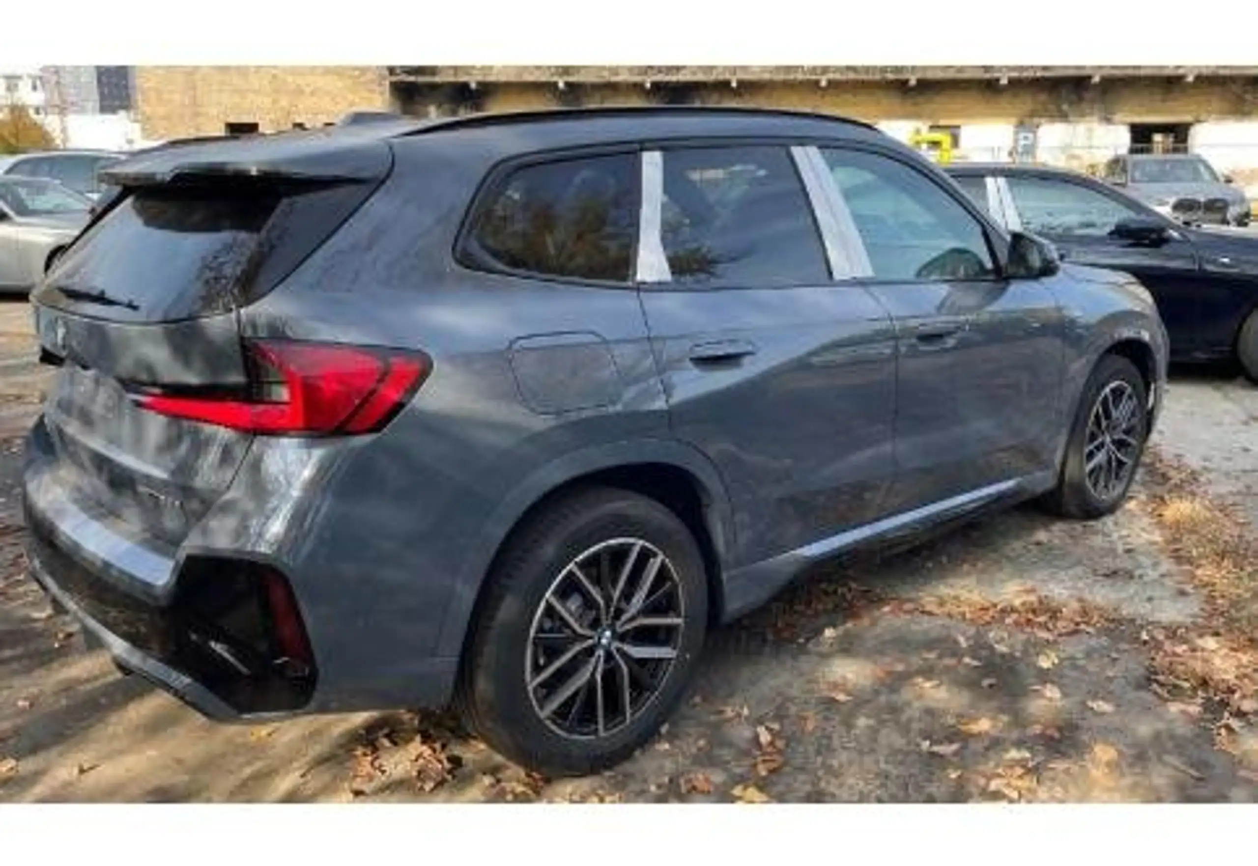 BMW - X1