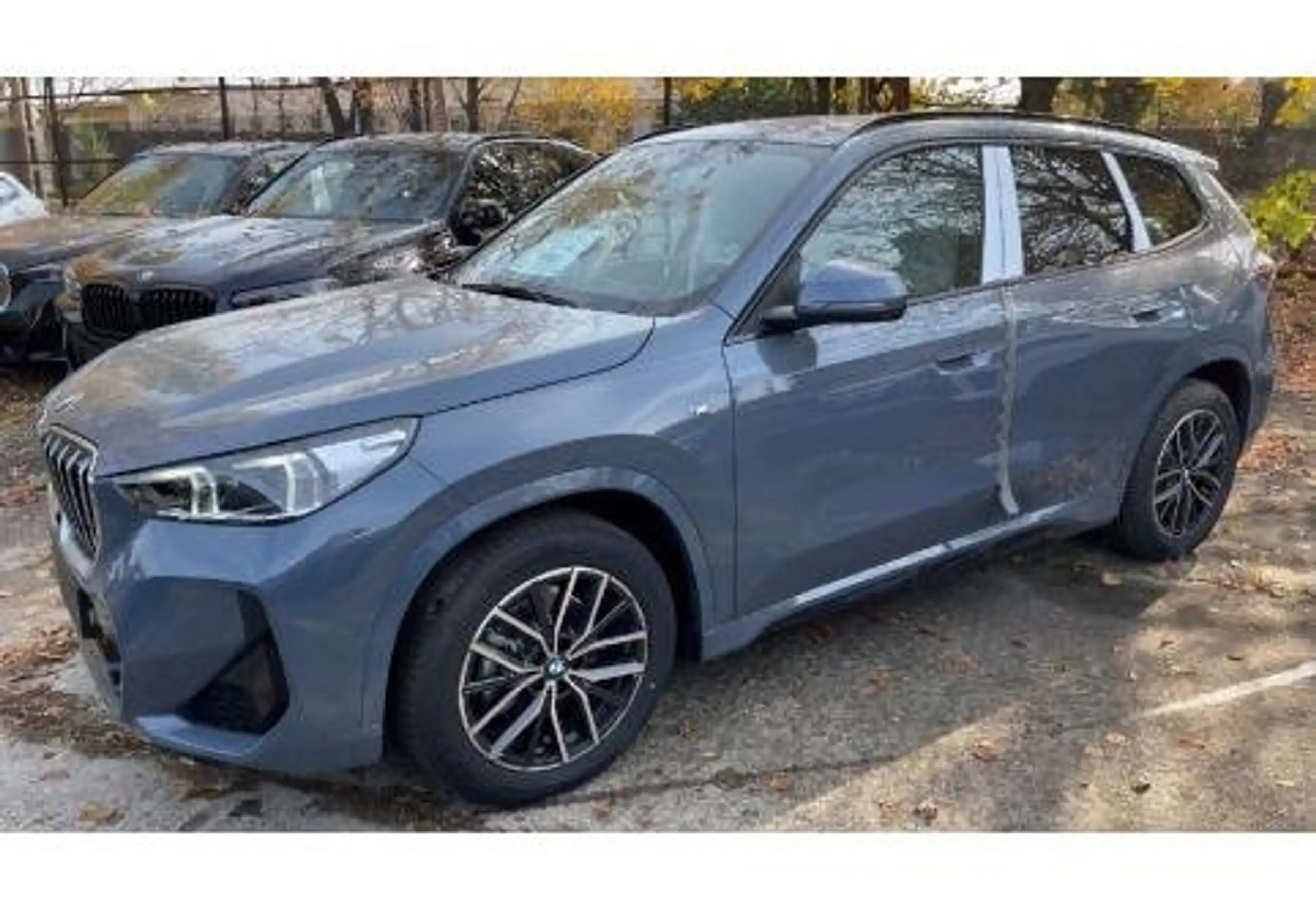 BMW - X1