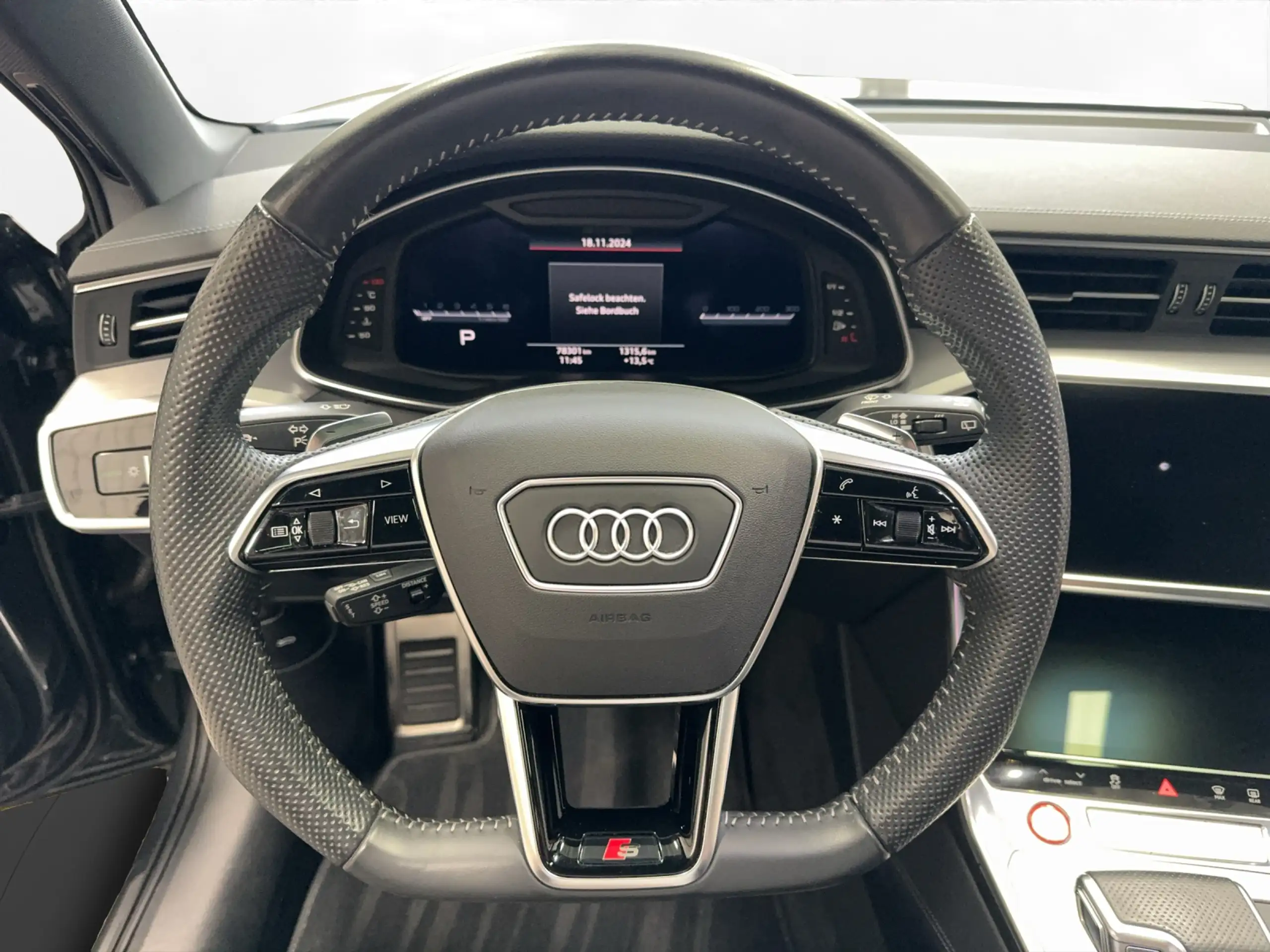 Audi - S6