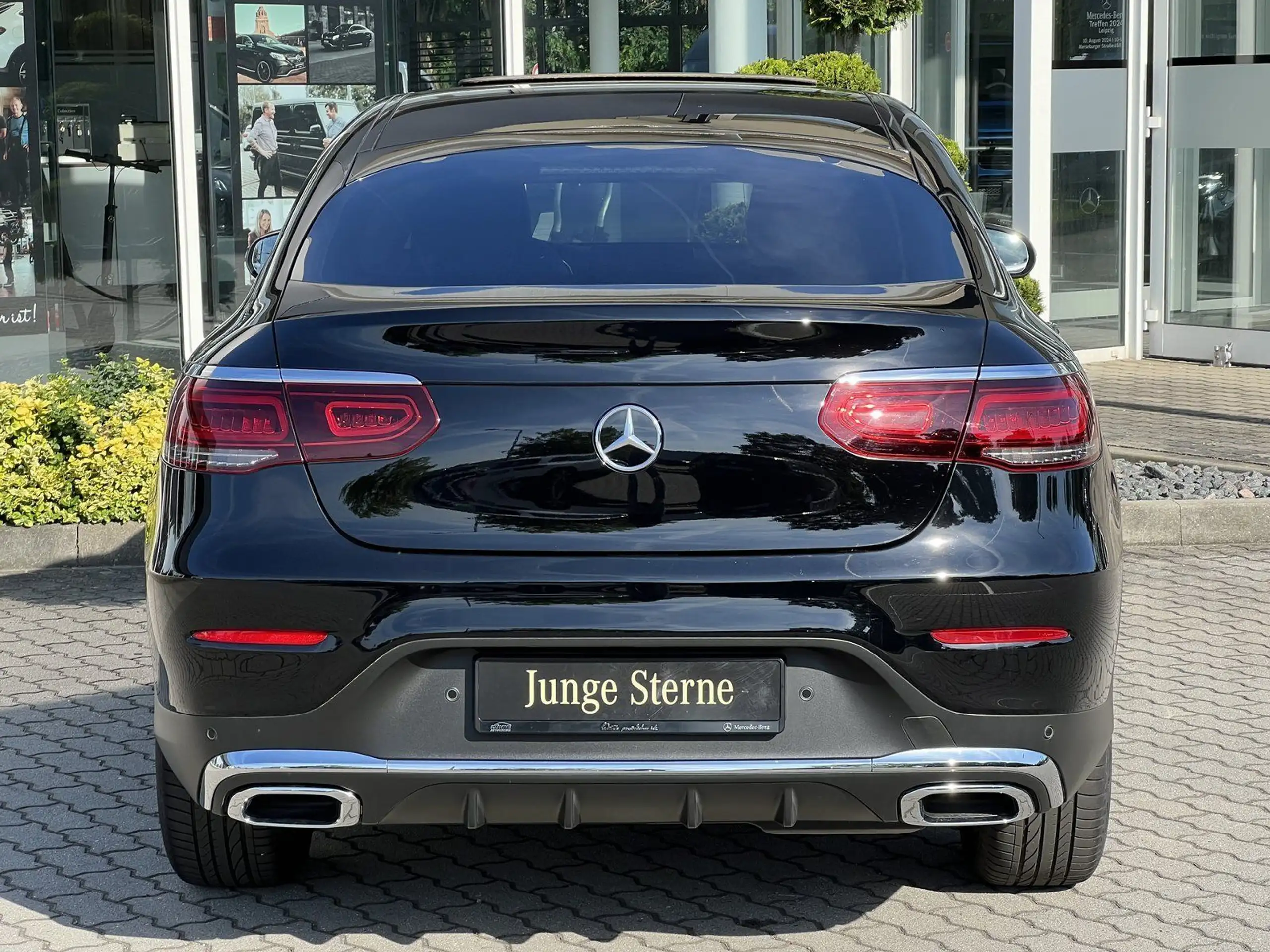 Mercedes-Benz - GLC 300