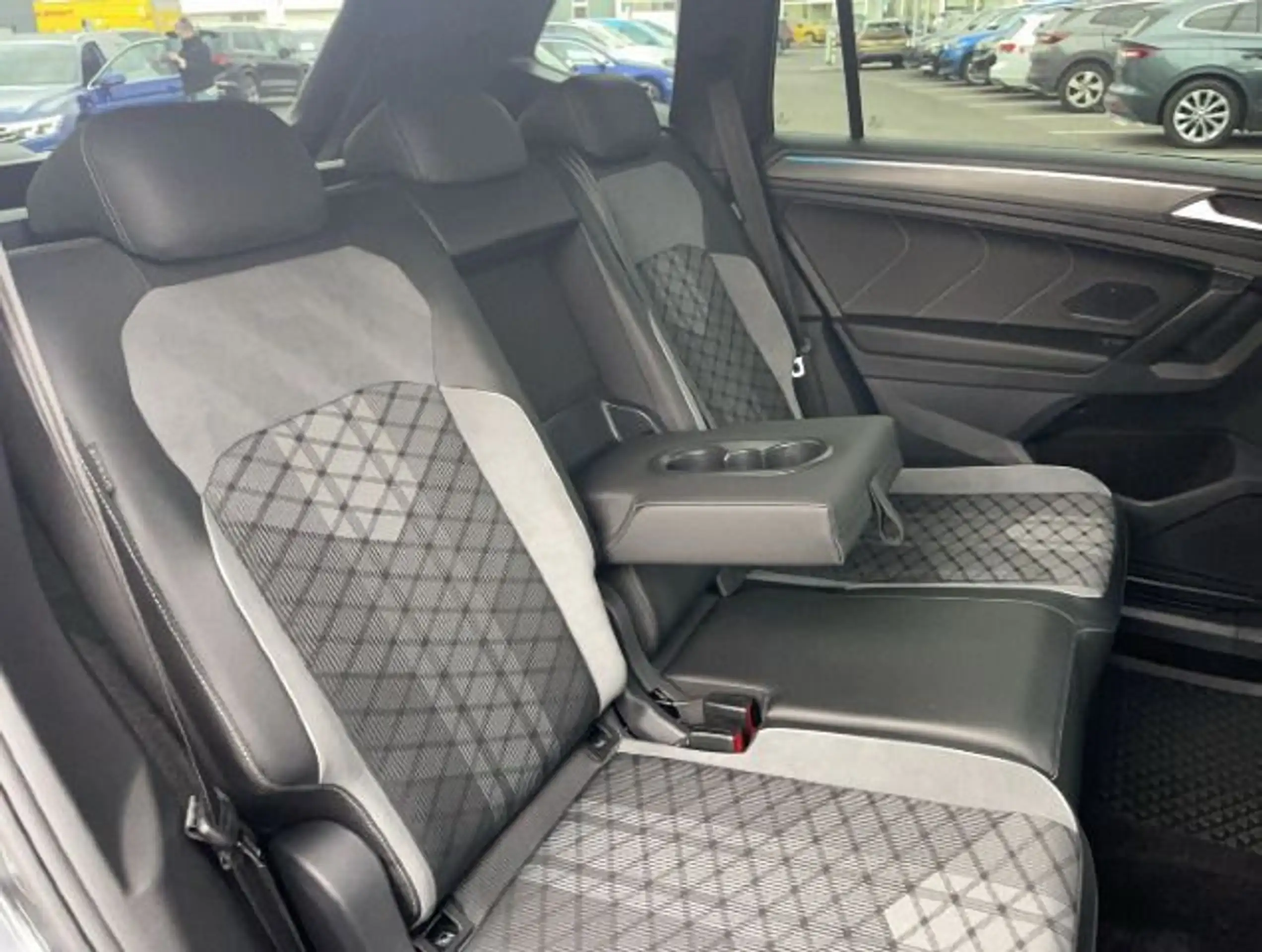 Volkswagen - Tiguan Allspace