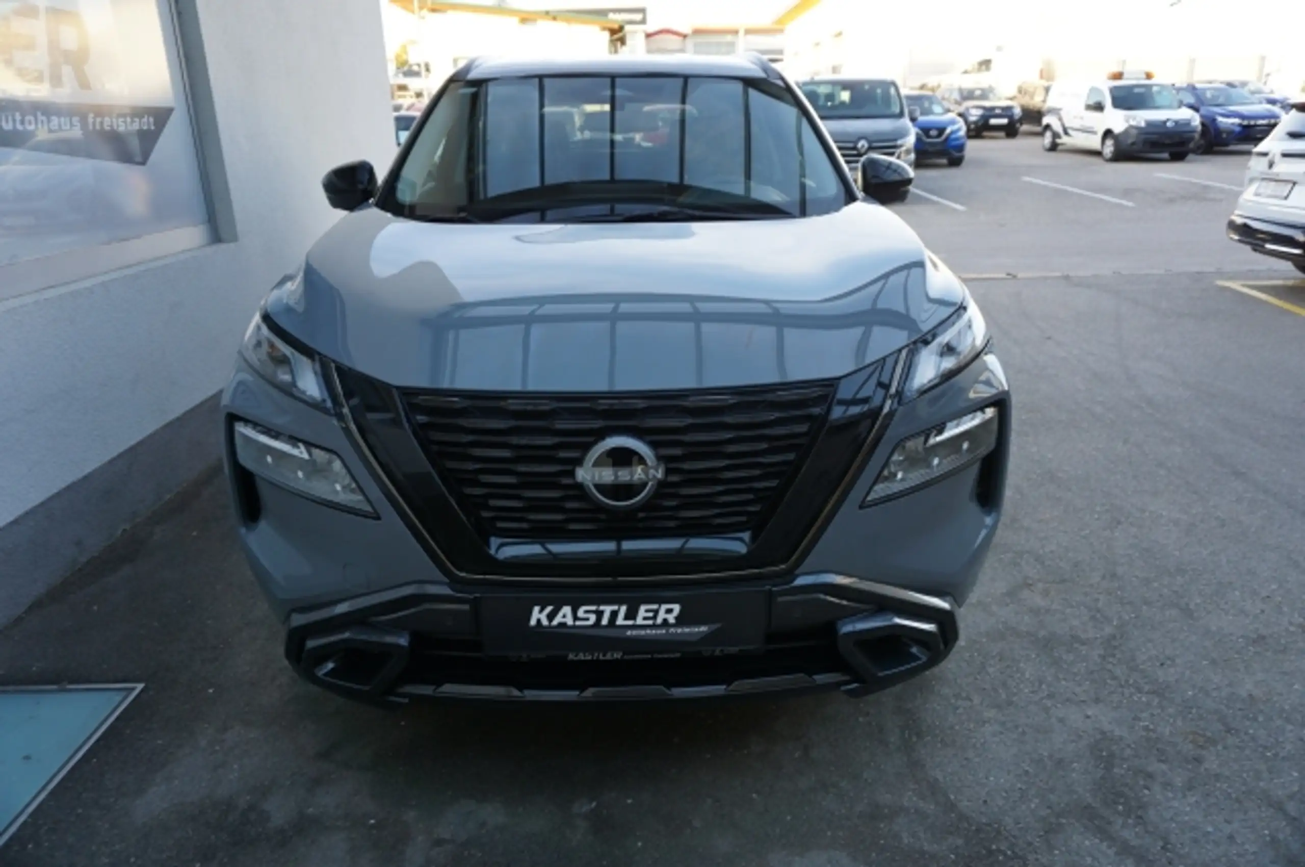 Nissan - X-Trail