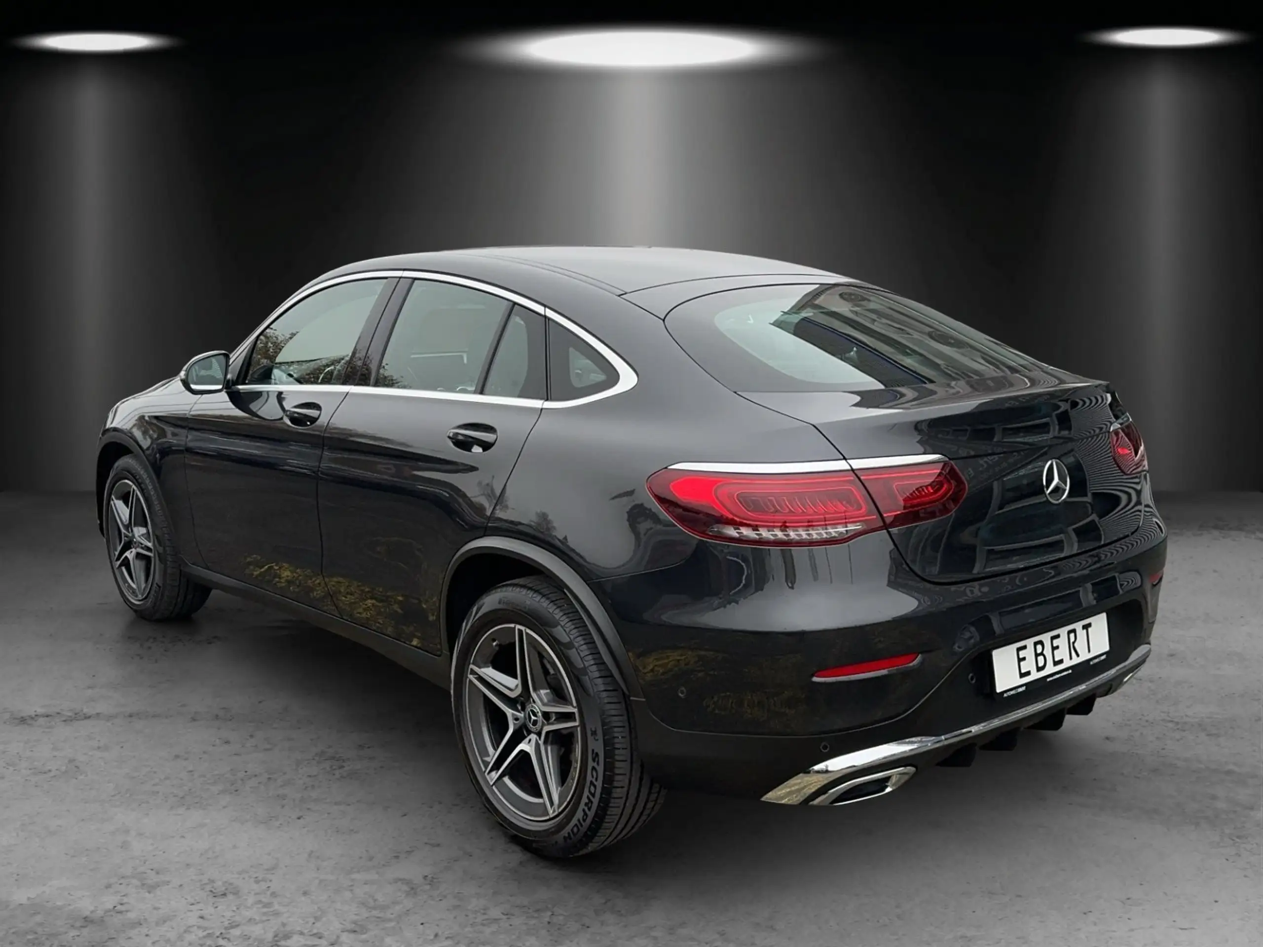 Mercedes-Benz - GLC 300