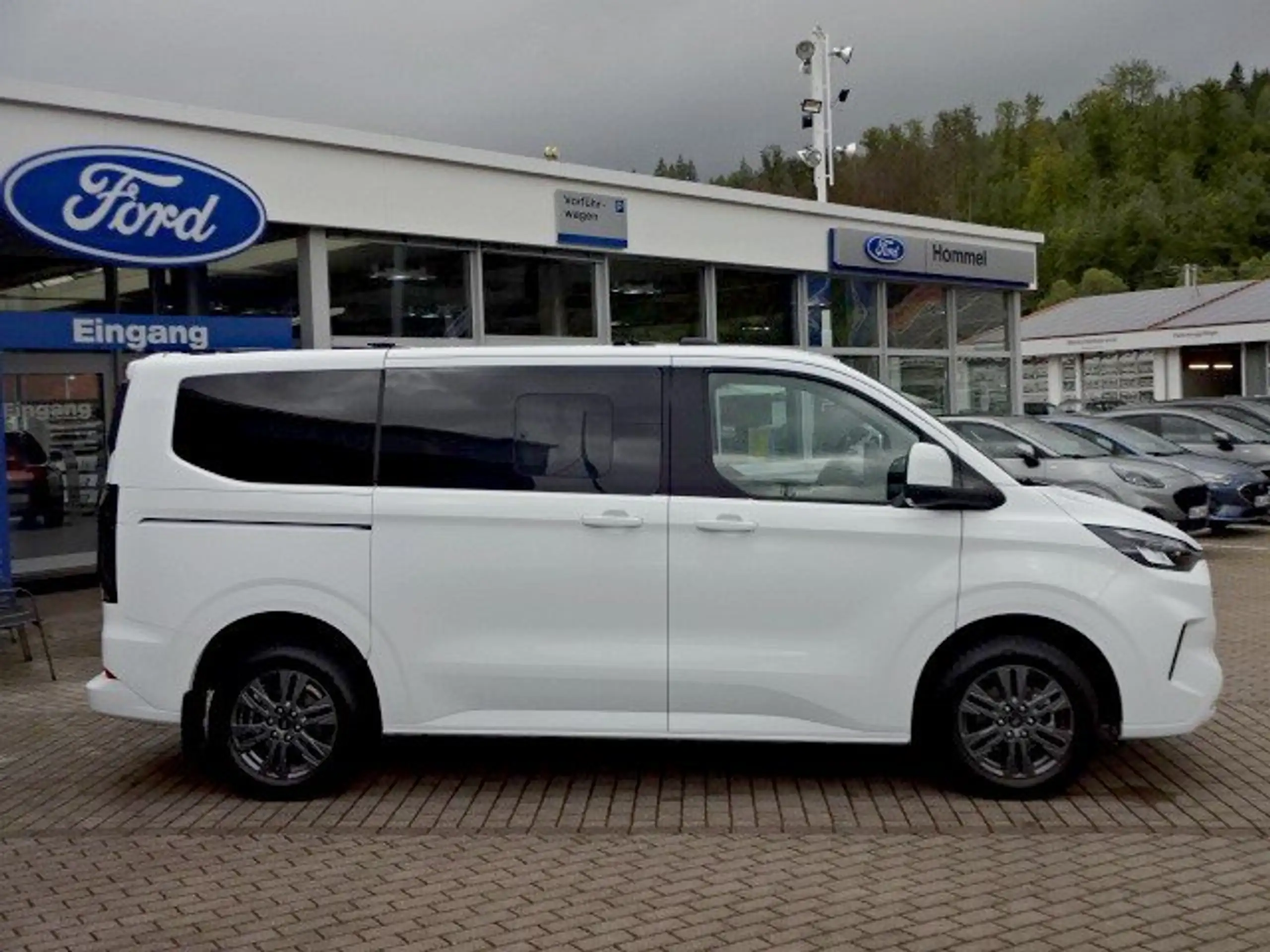 Ford - Tourneo Custom