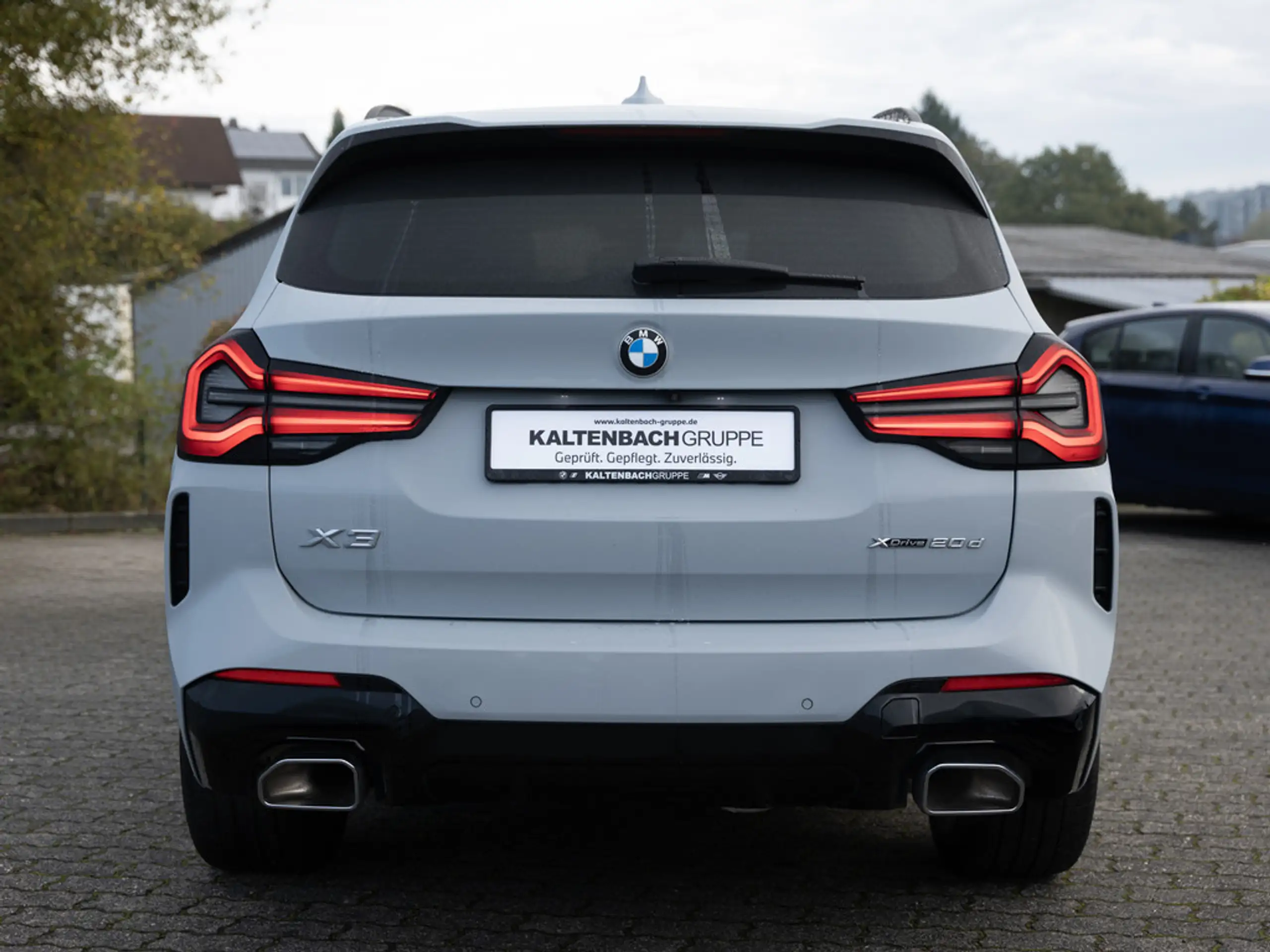 BMW - X3