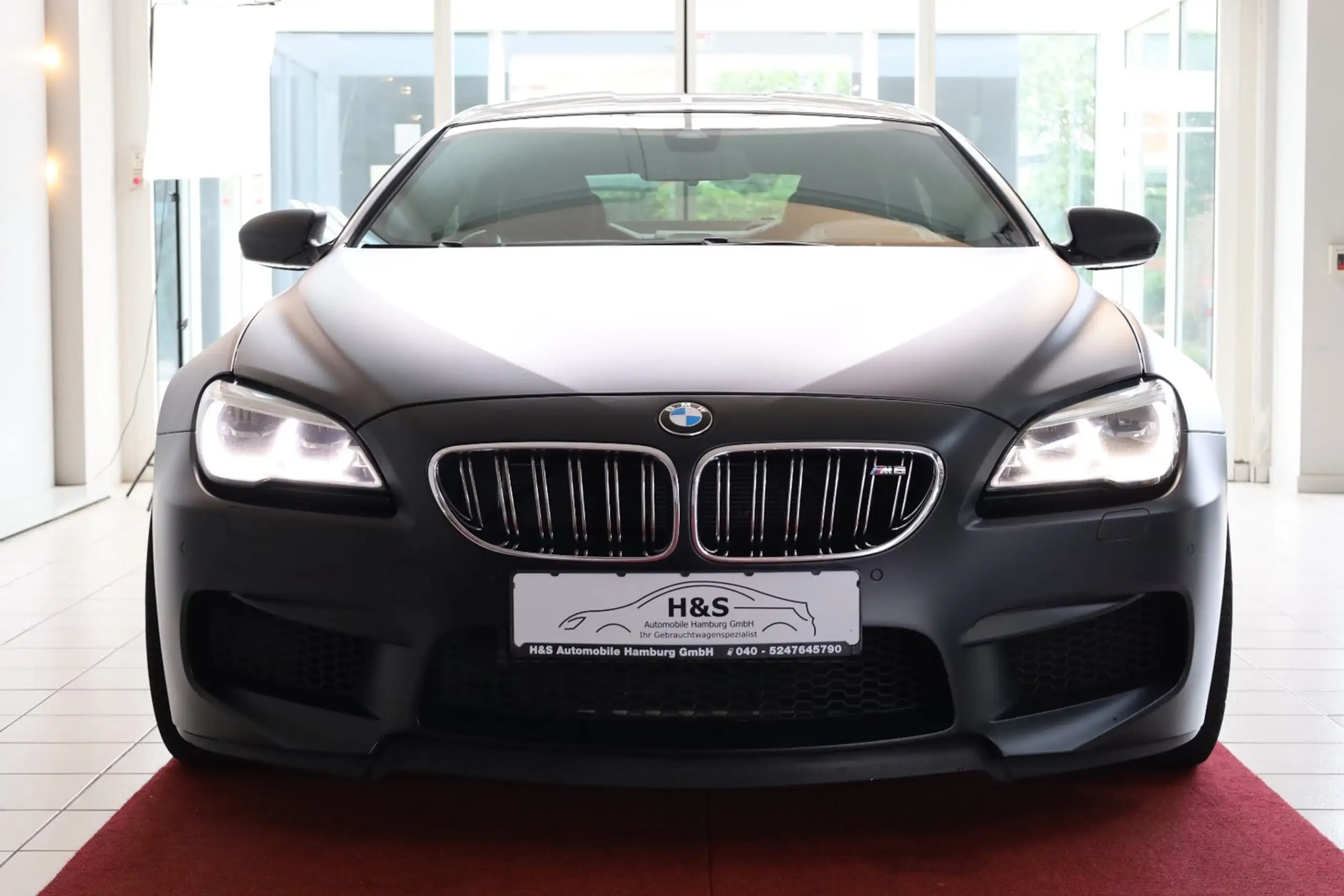 BMW - M6