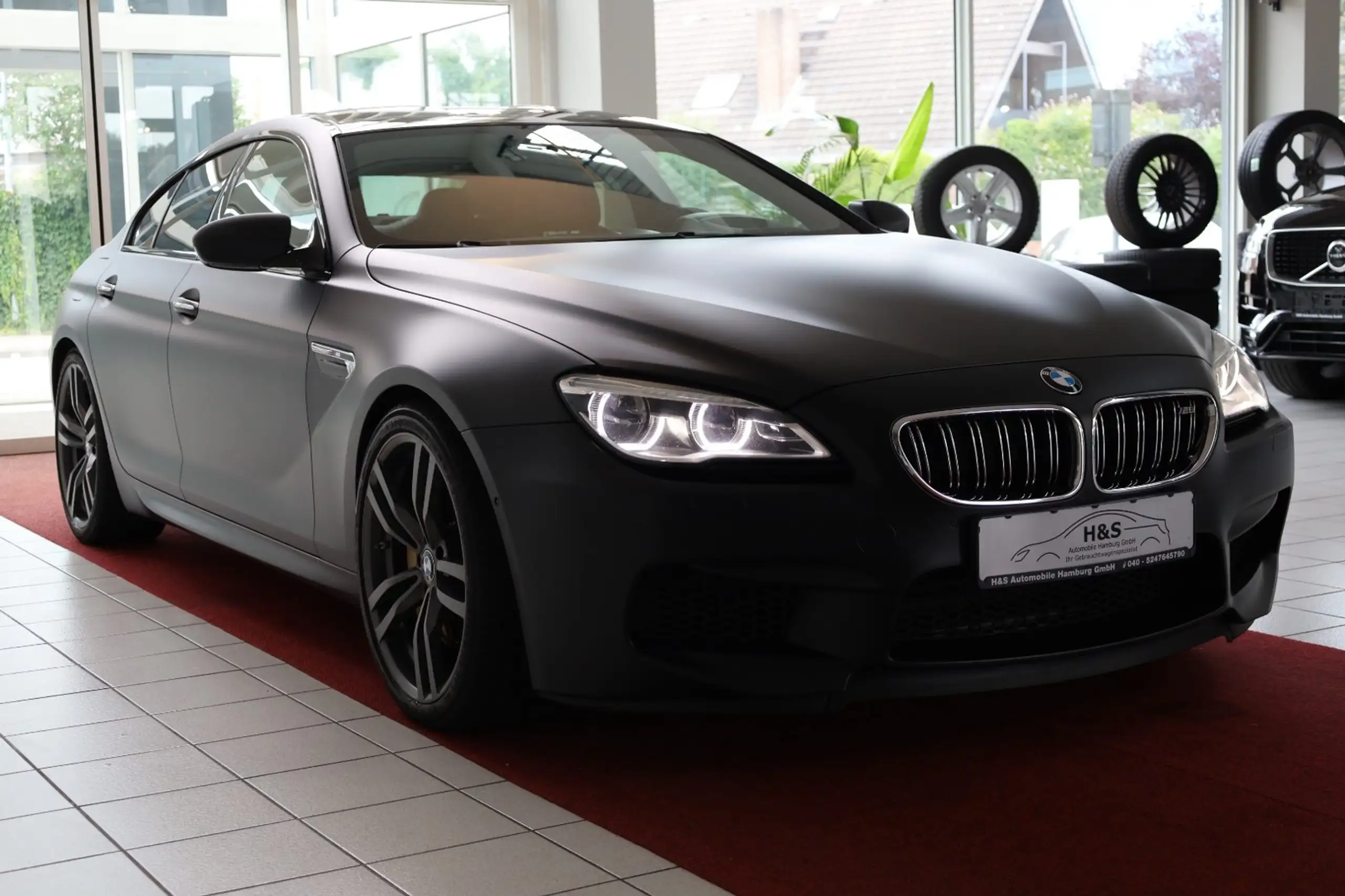 BMW - M6