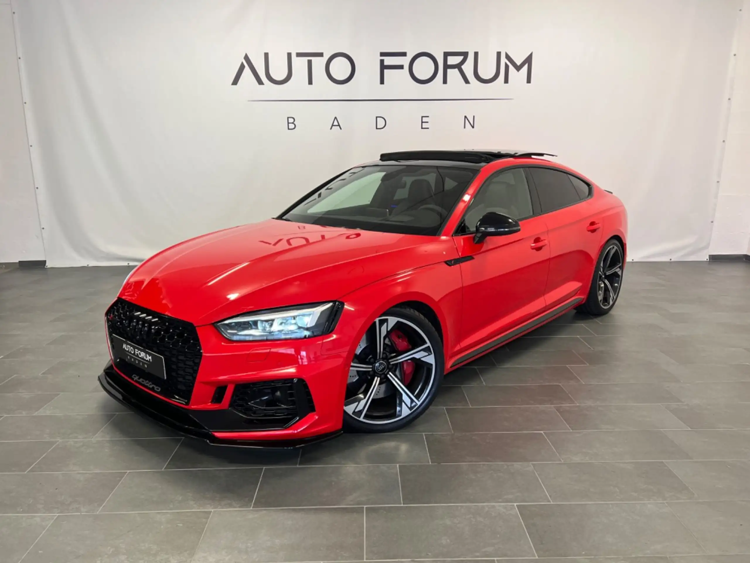 Audi - RS5