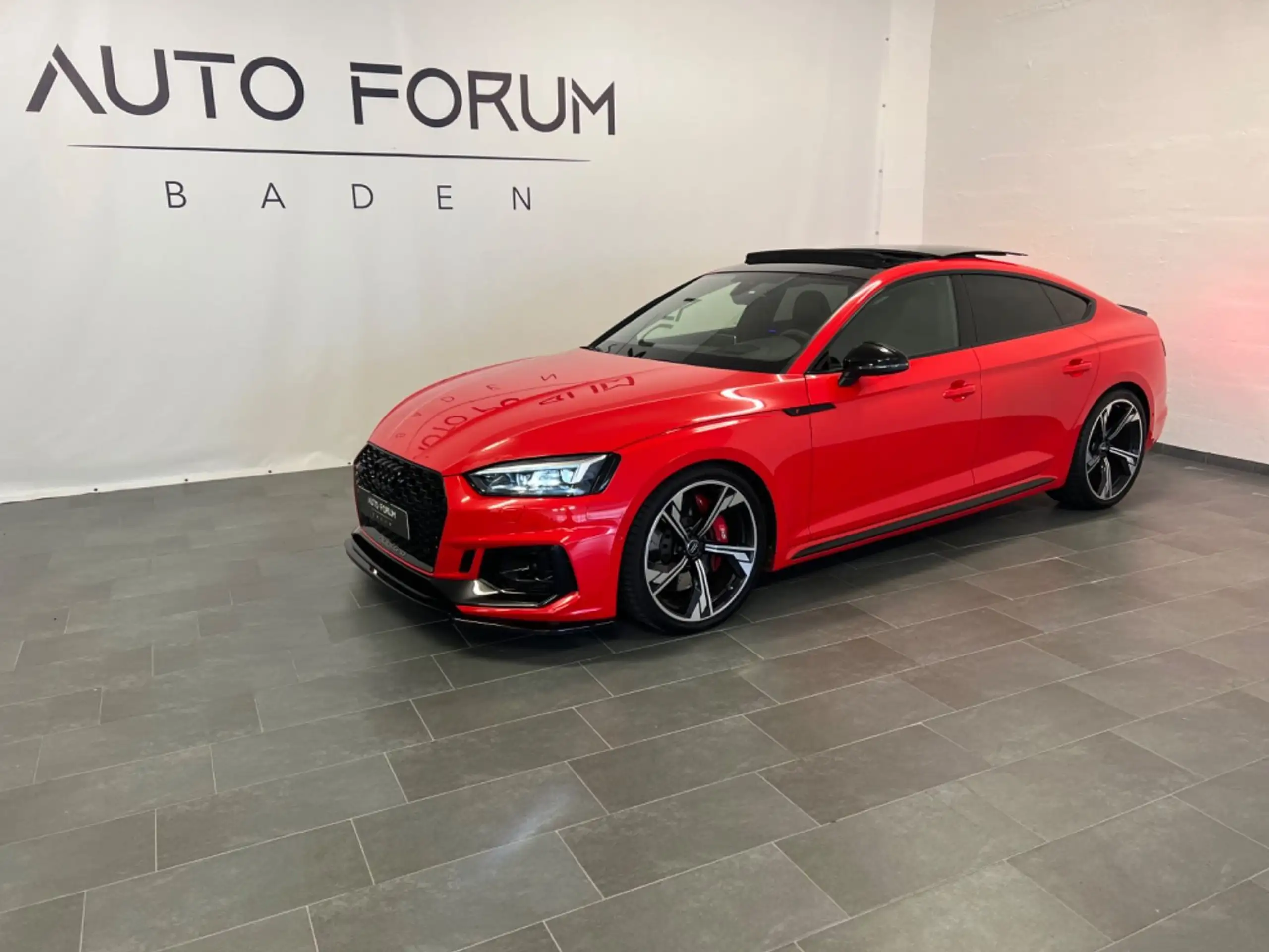 Audi - RS5