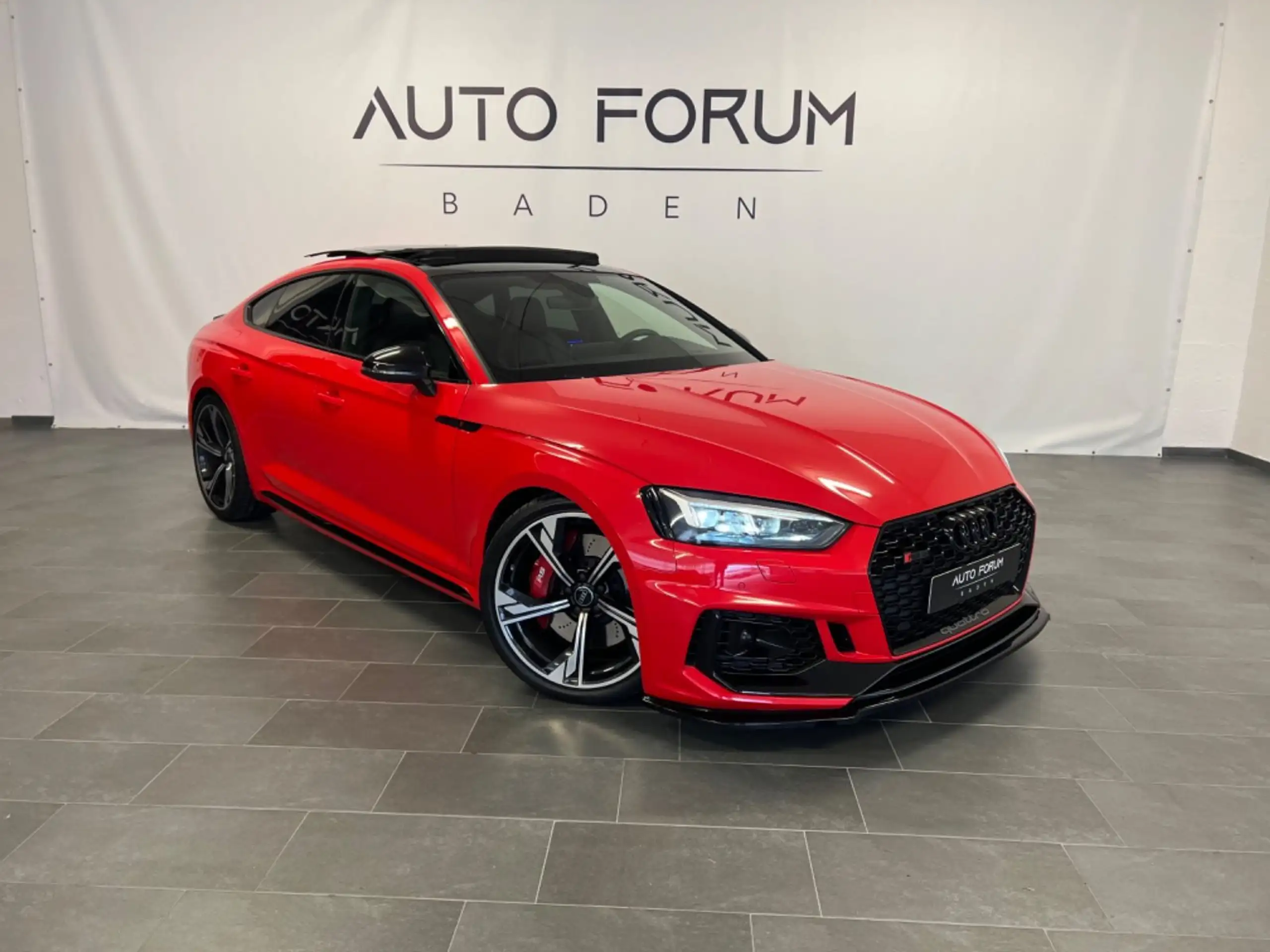 Audi - RS5