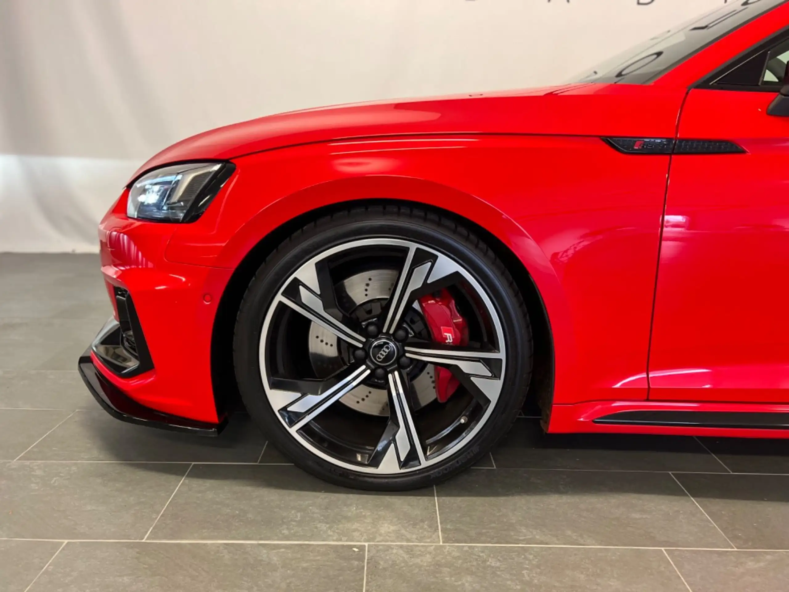 Audi - RS5