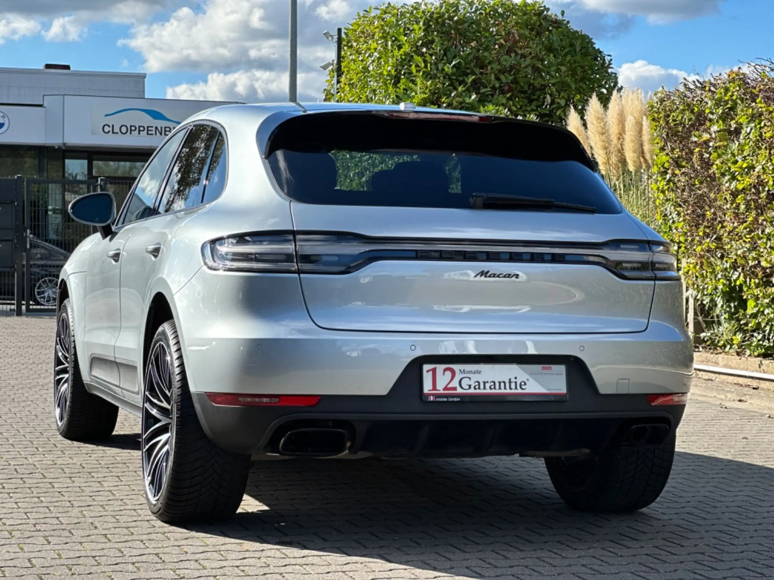 Porsche - Macan