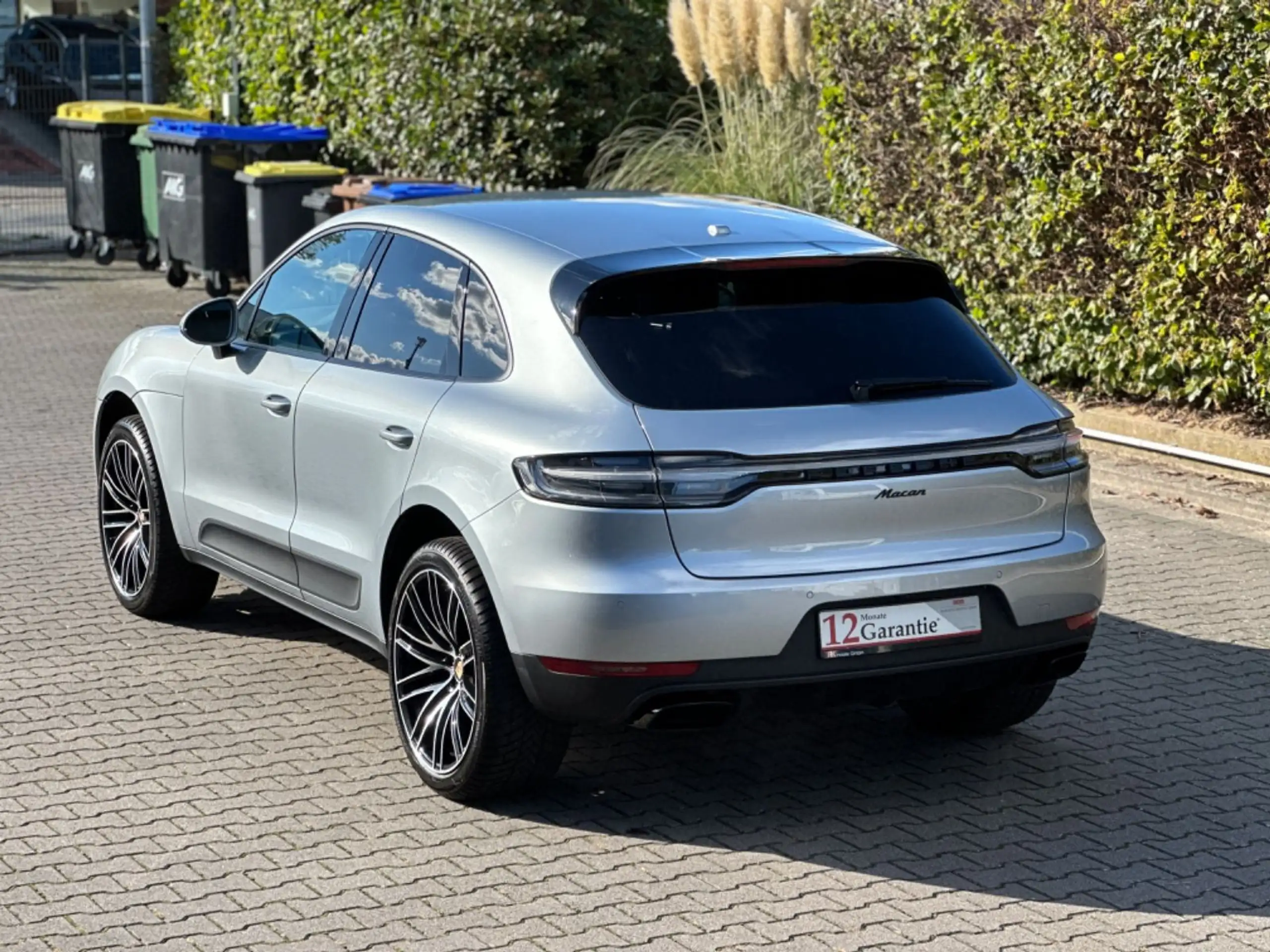 Porsche - Macan