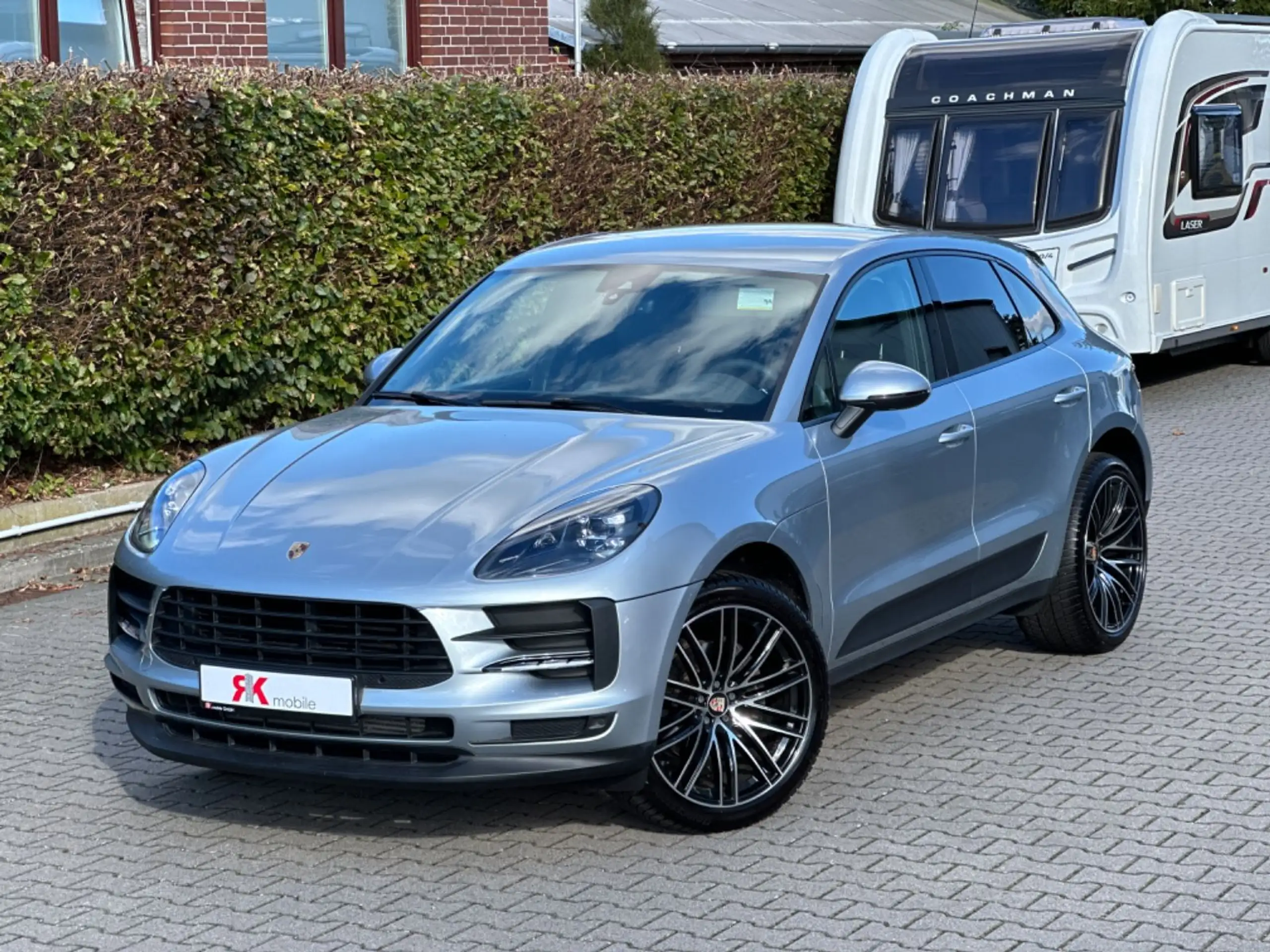 Porsche - Macan