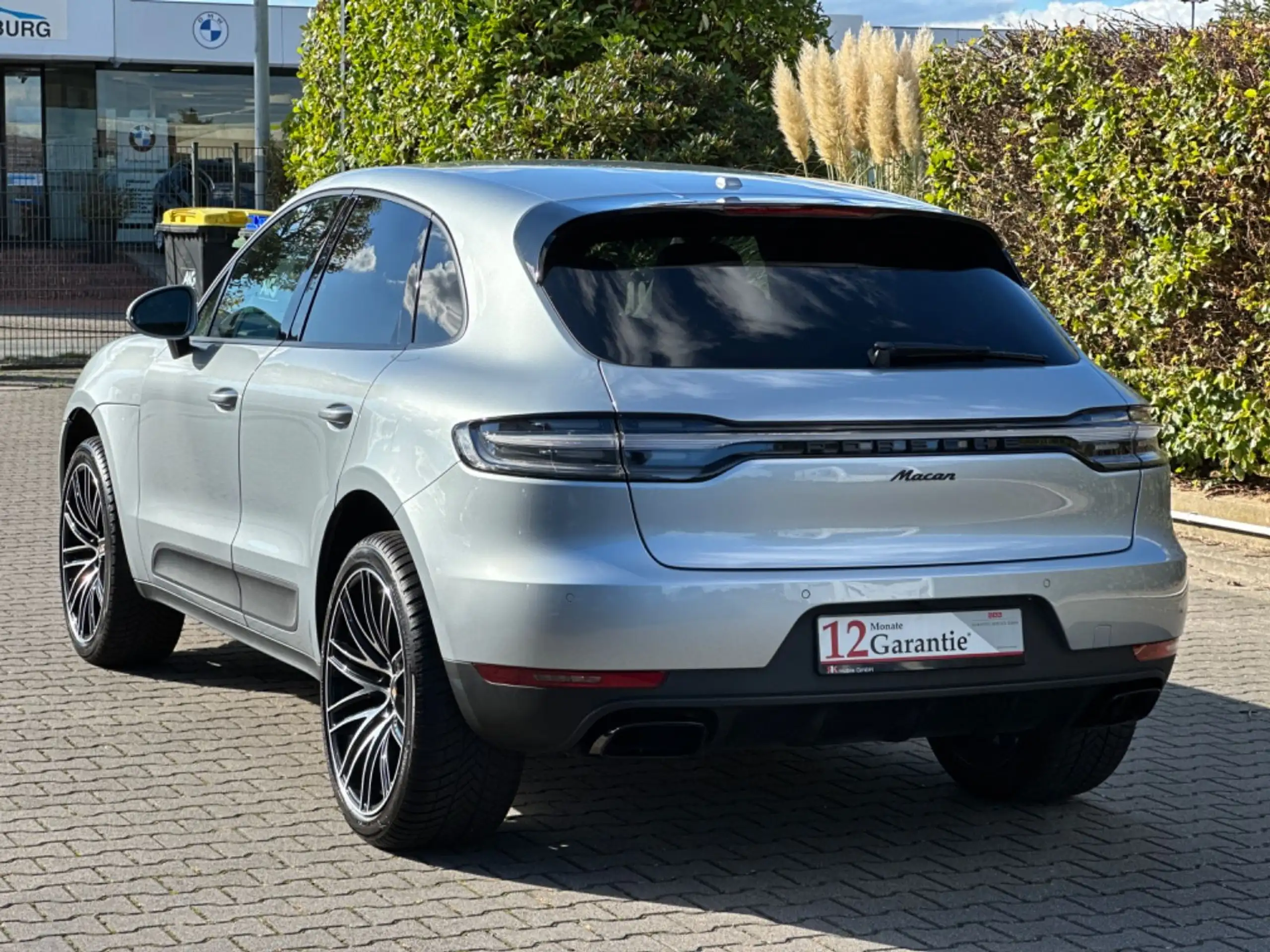 Porsche - Macan