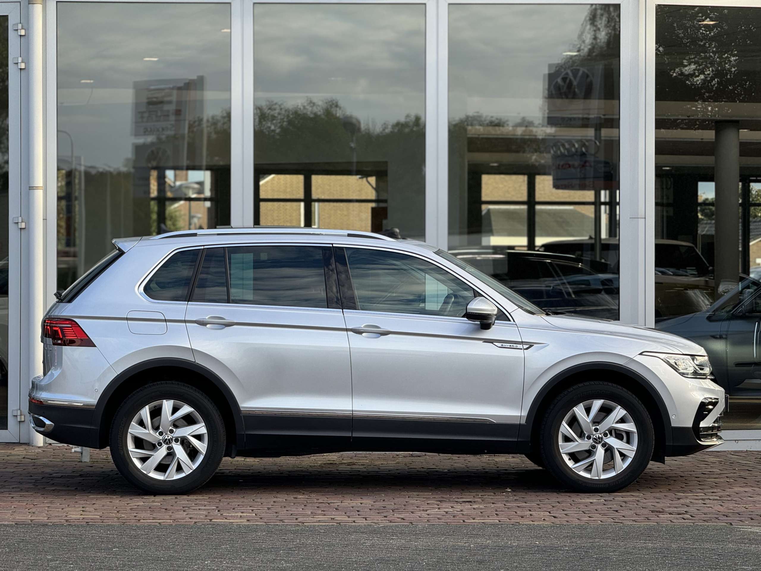 Volkswagen - Tiguan