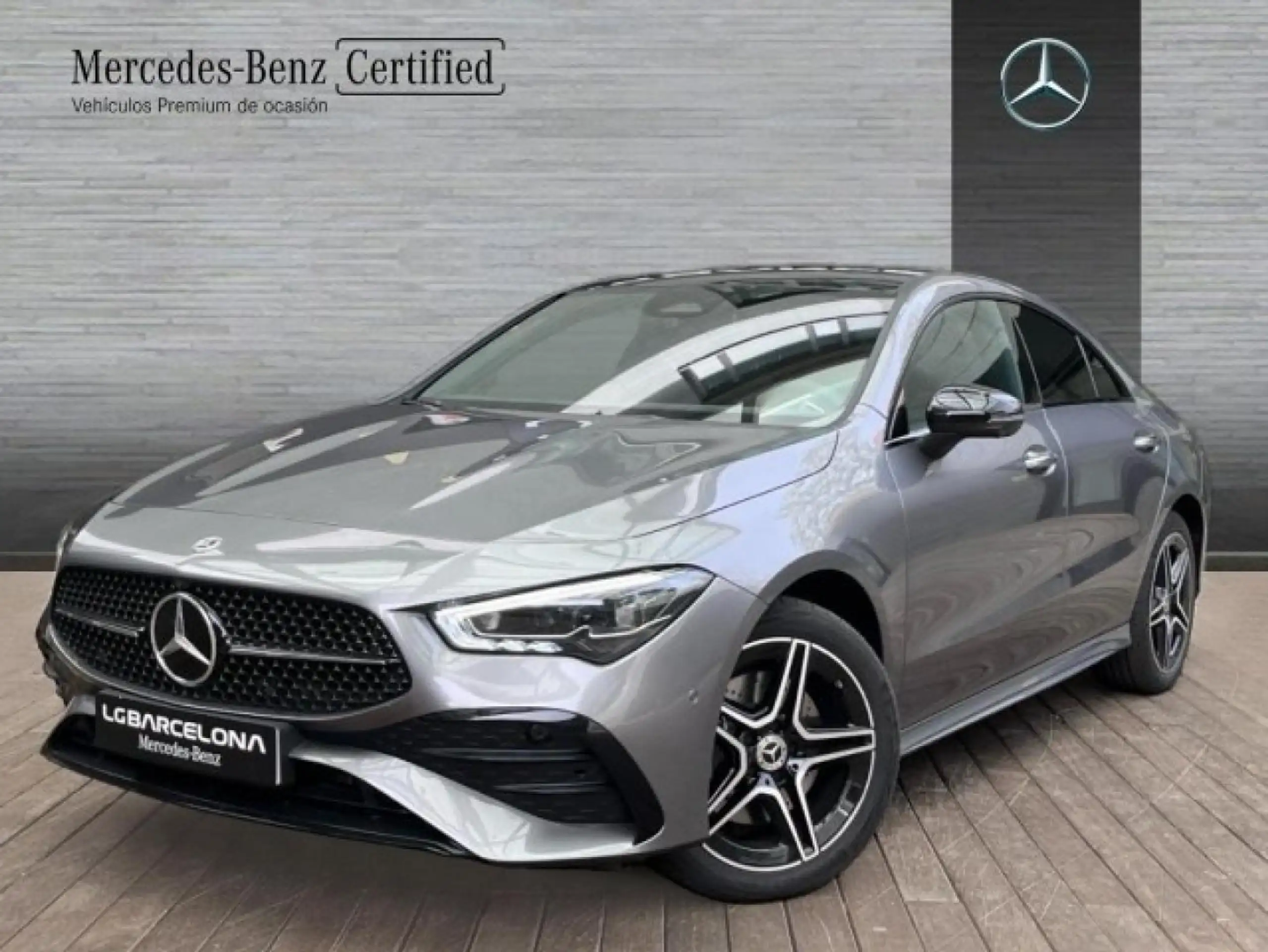 Mercedes-Benz - CLA 250