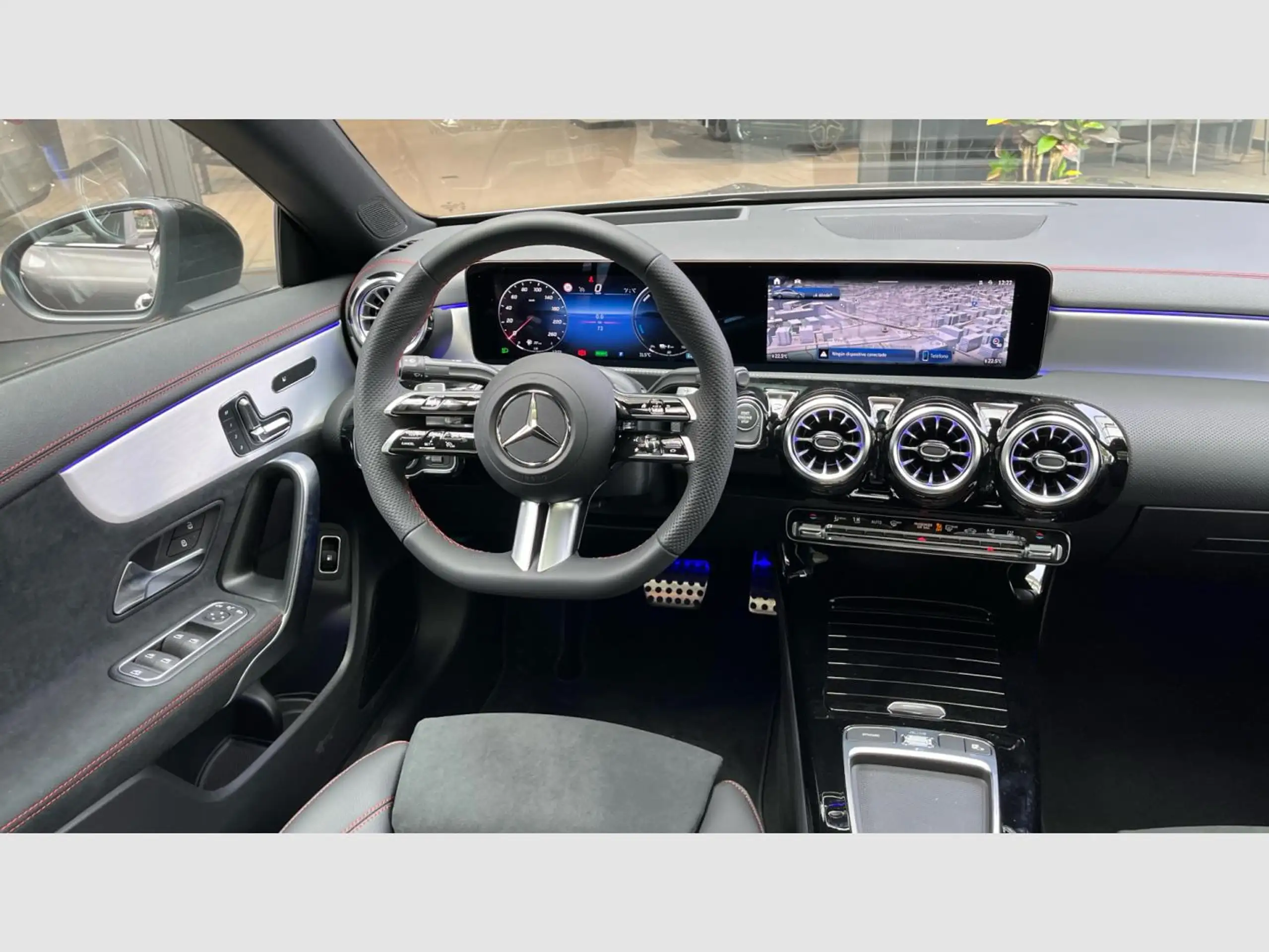 Mercedes-Benz - CLA 250