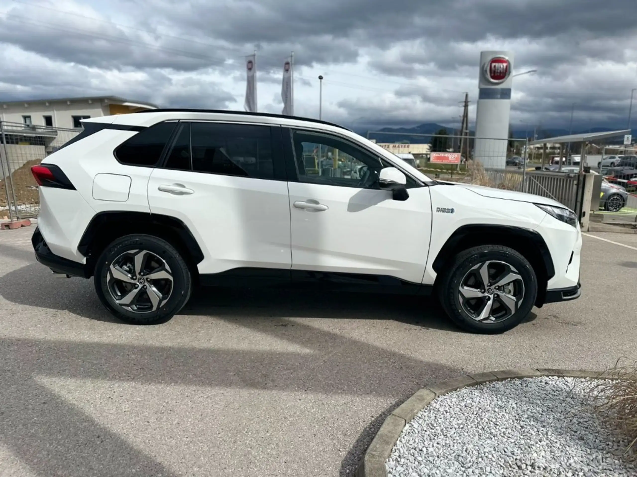 Toyota - RAV 4