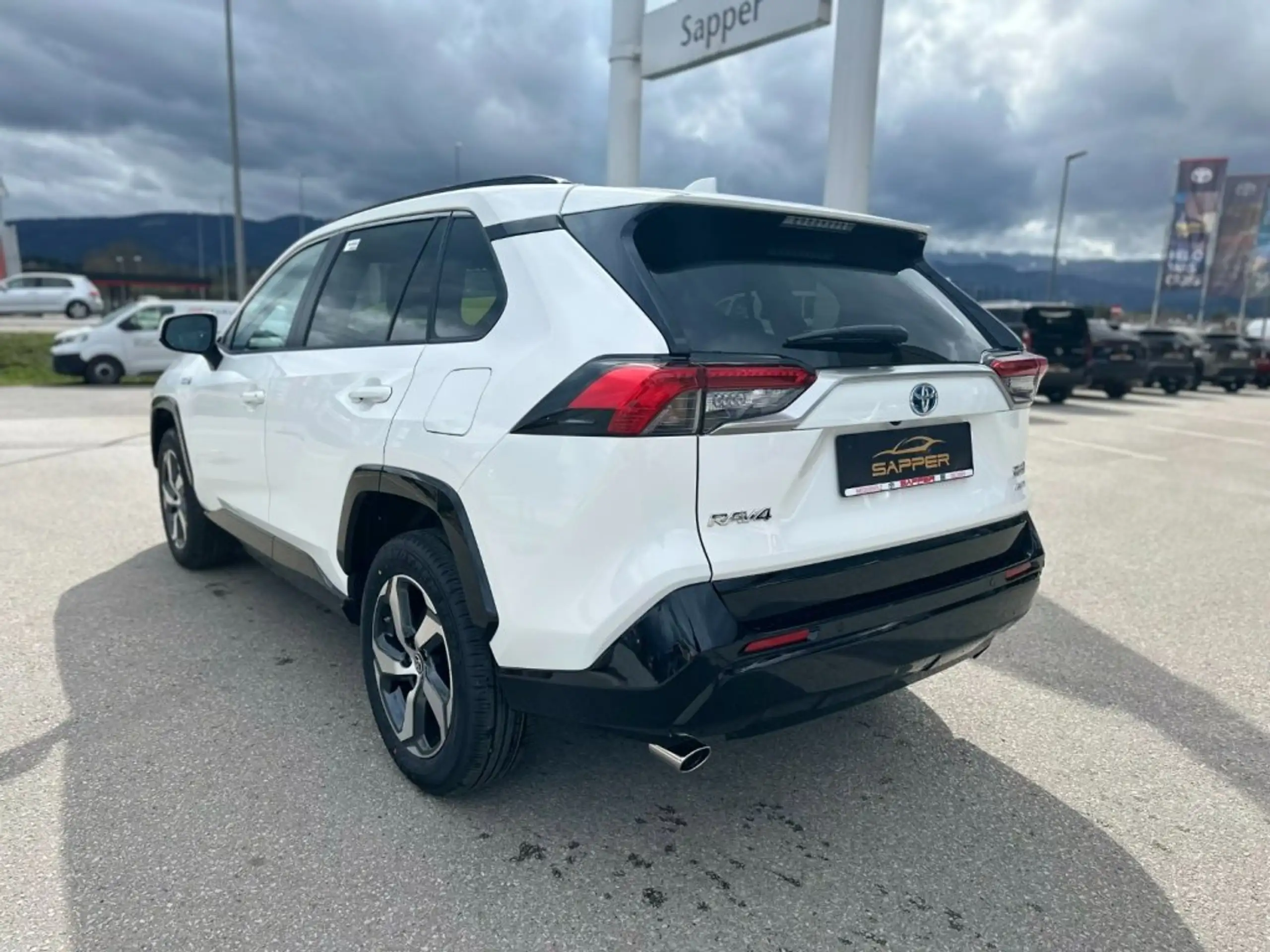 Toyota - RAV 4