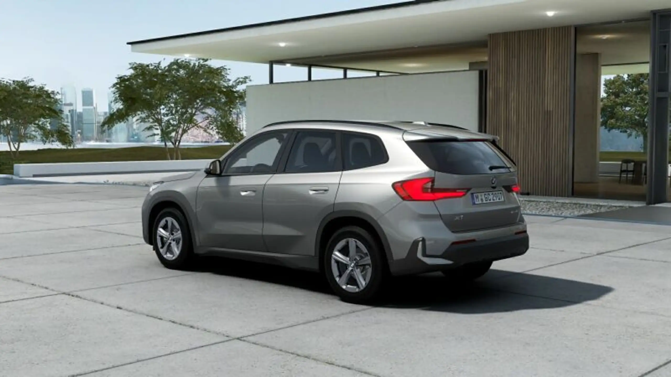 BMW - X1