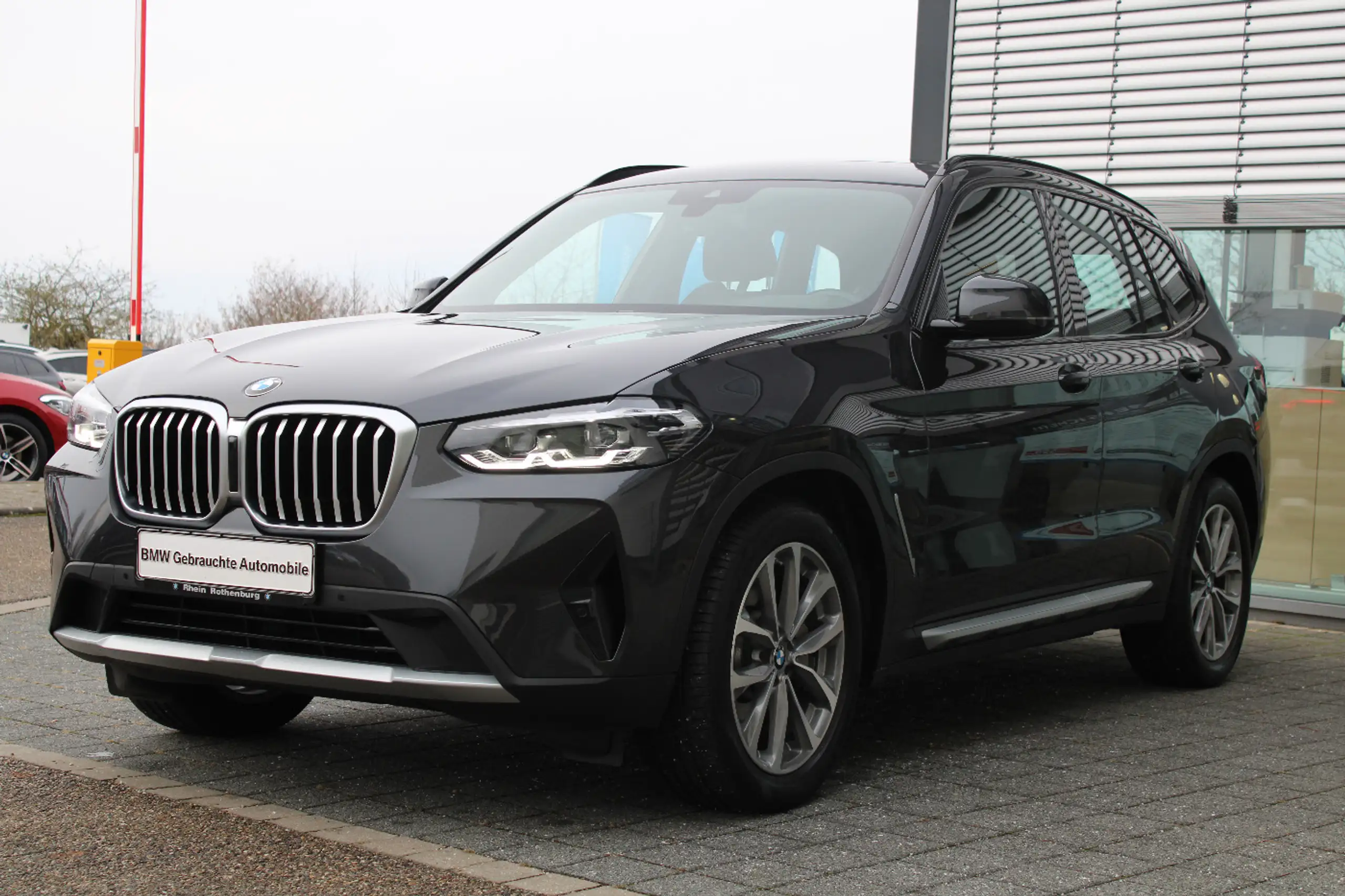 BMW - X3