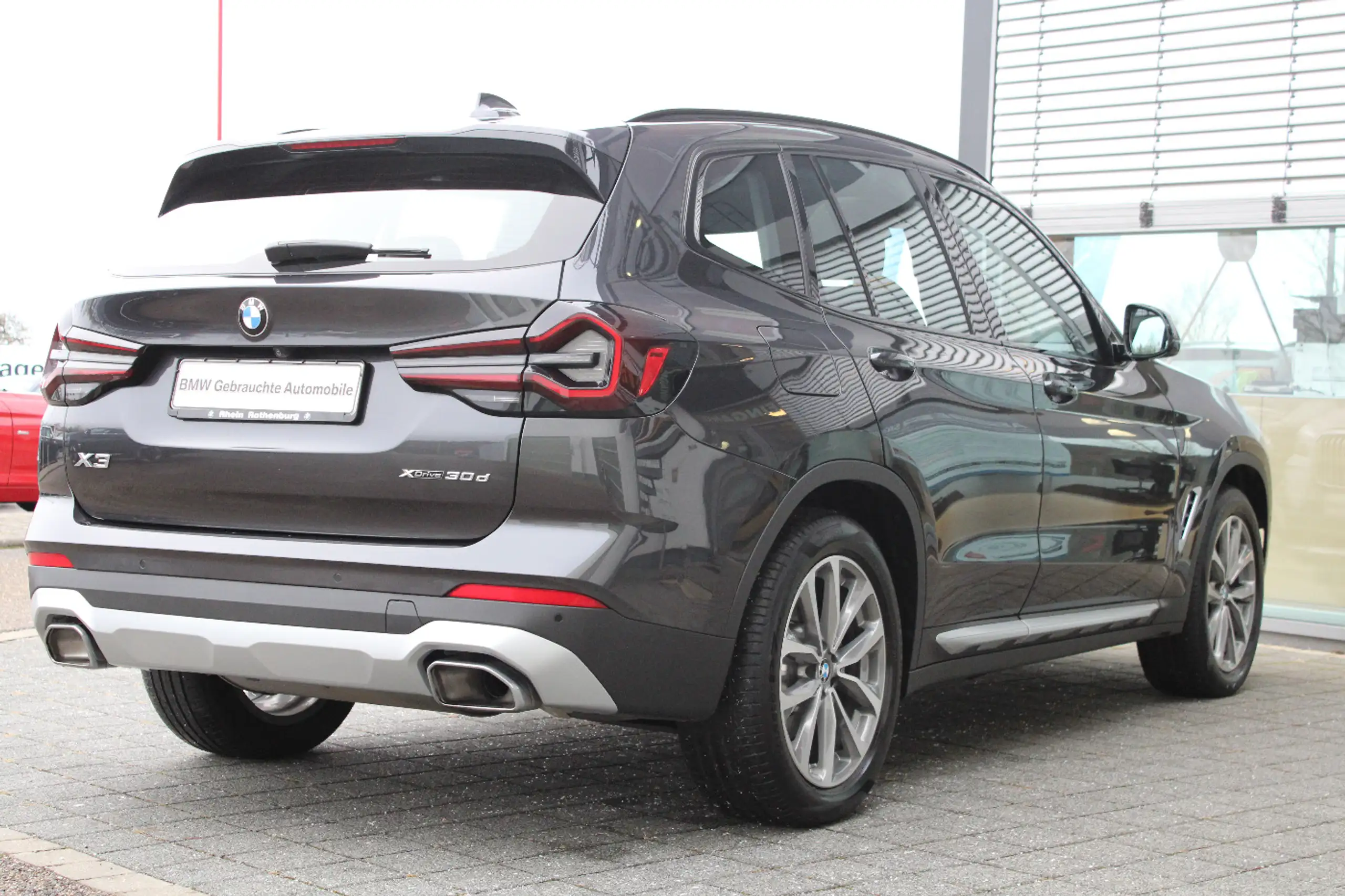 BMW - X3