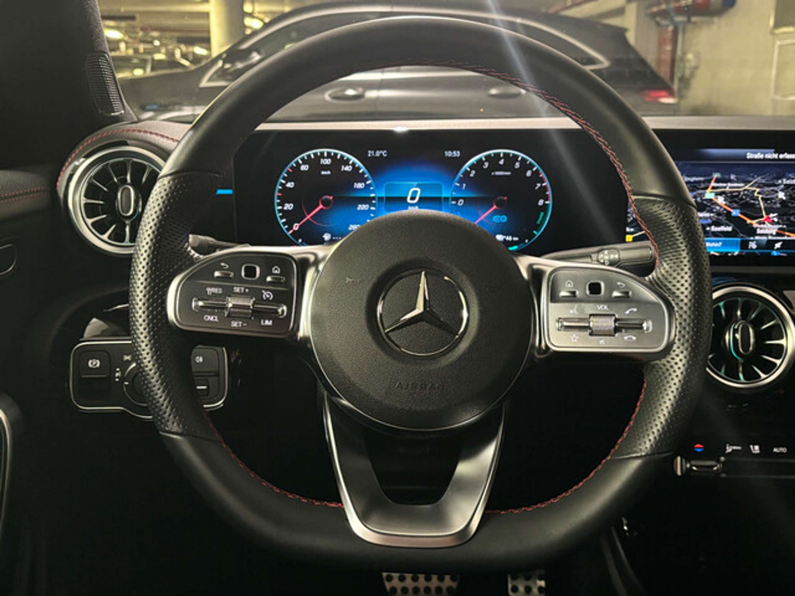 Mercedes-Benz - CLA 250