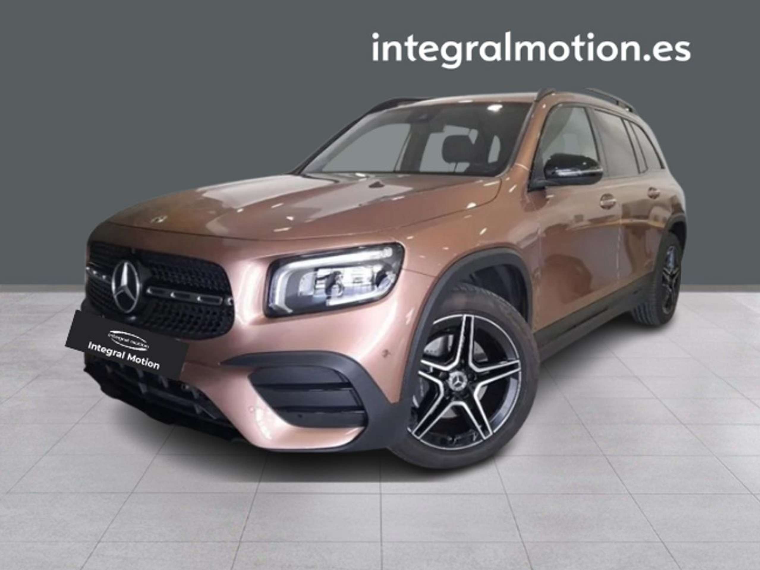 Mercedes-Benz GLB 200 2023