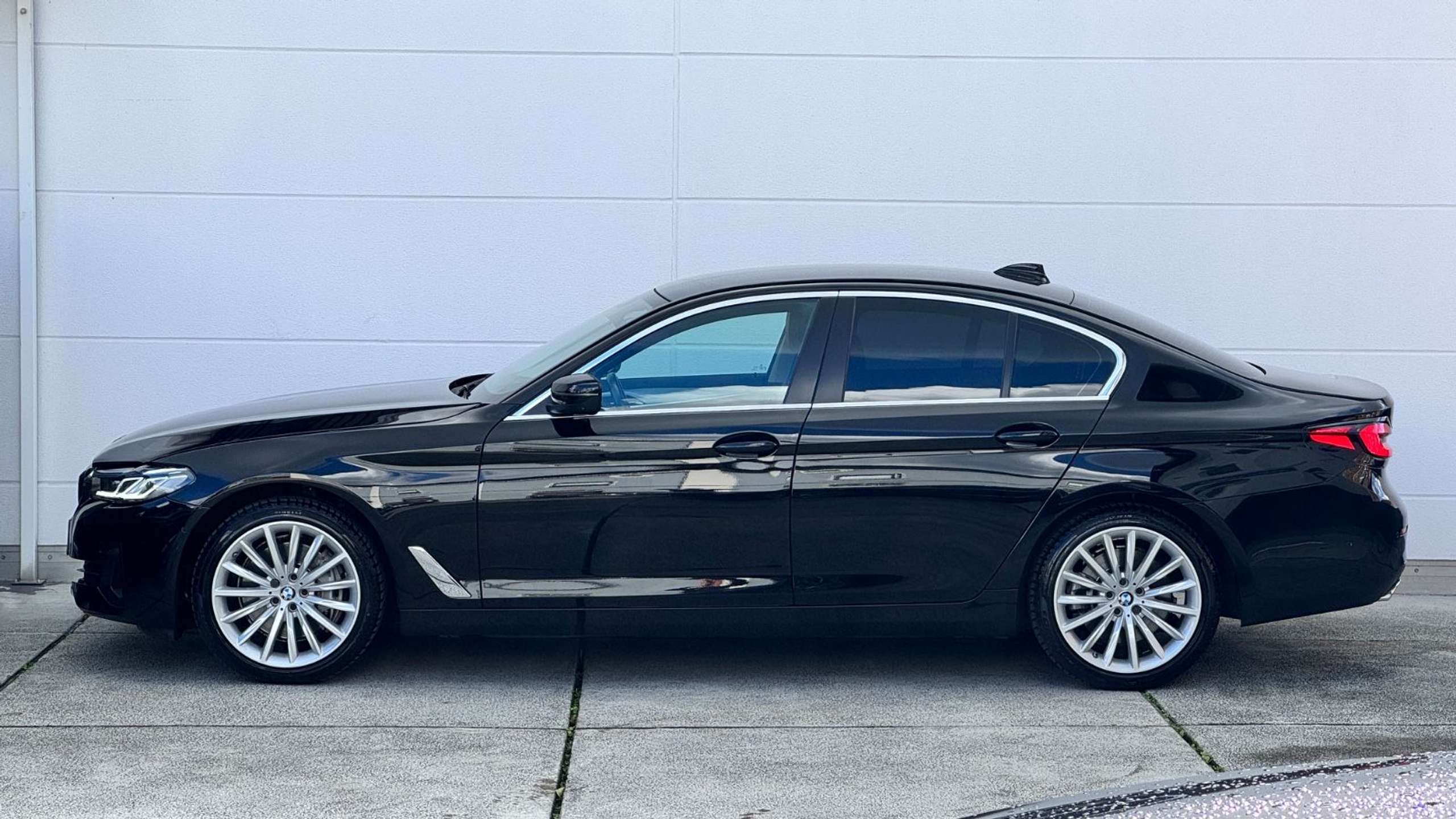 BMW - 540