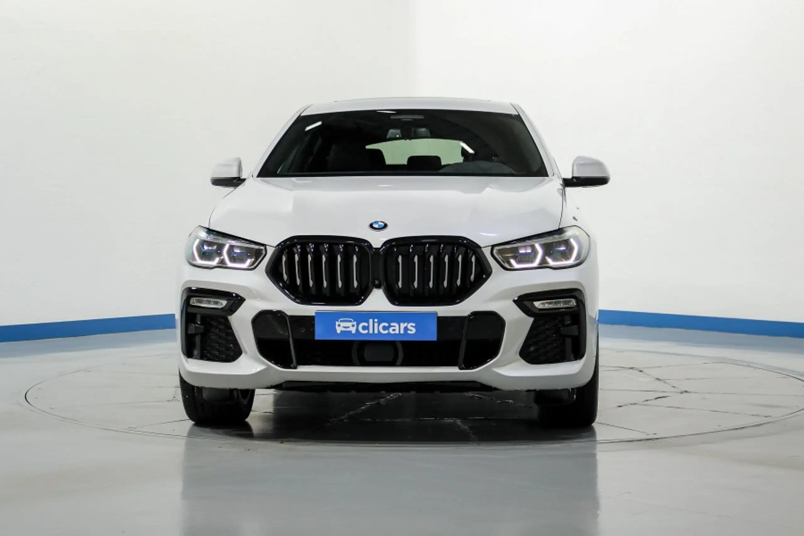 BMW - X6