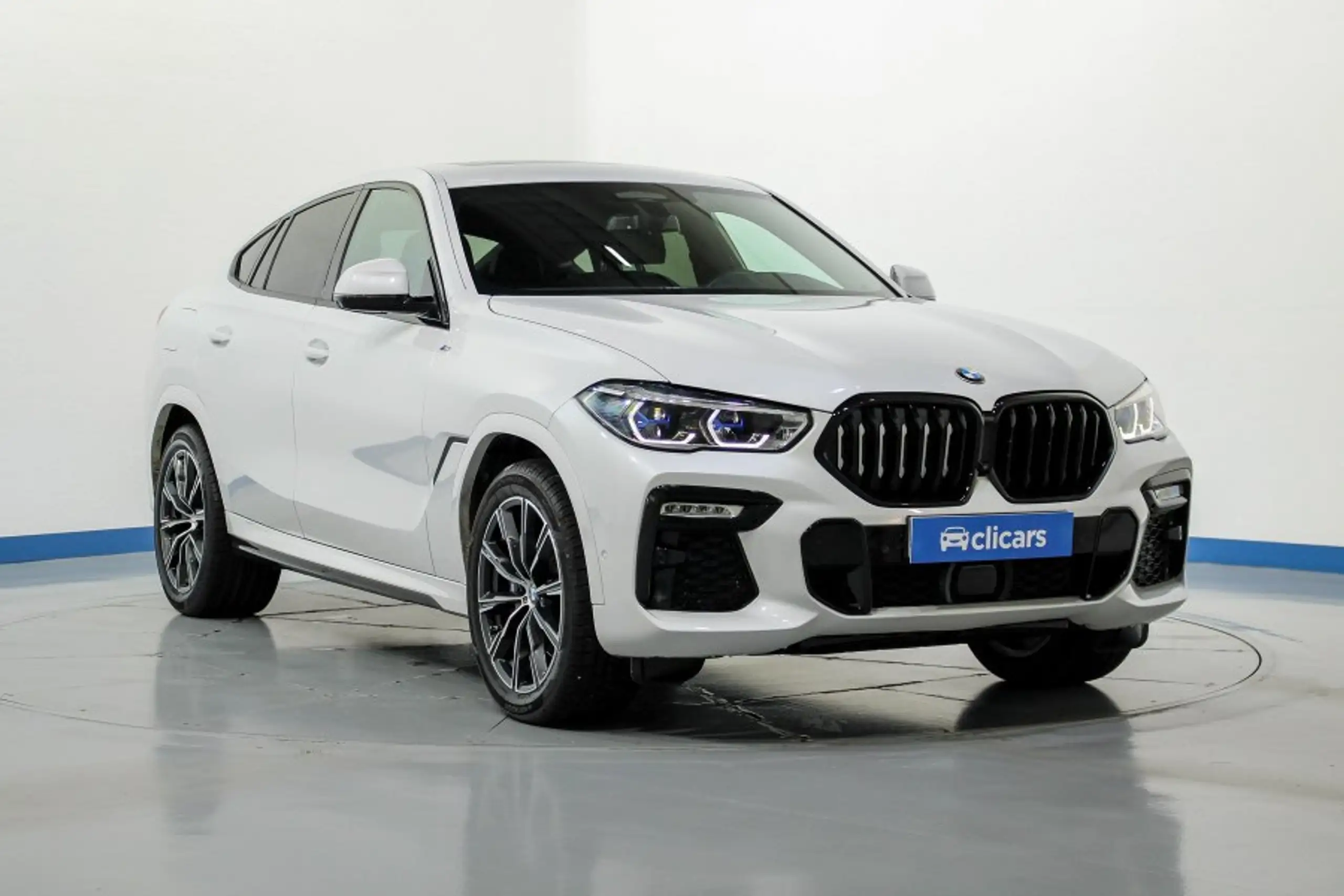 BMW - X6