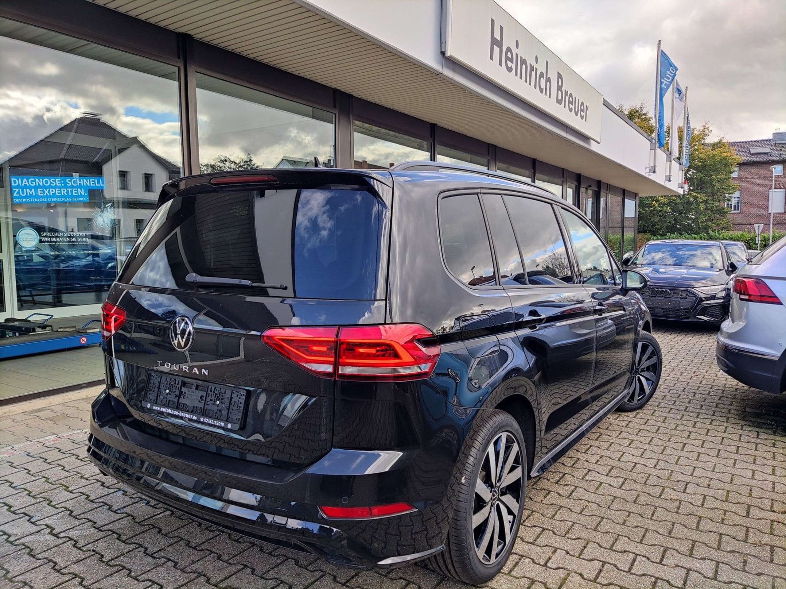 Volkswagen - Touran