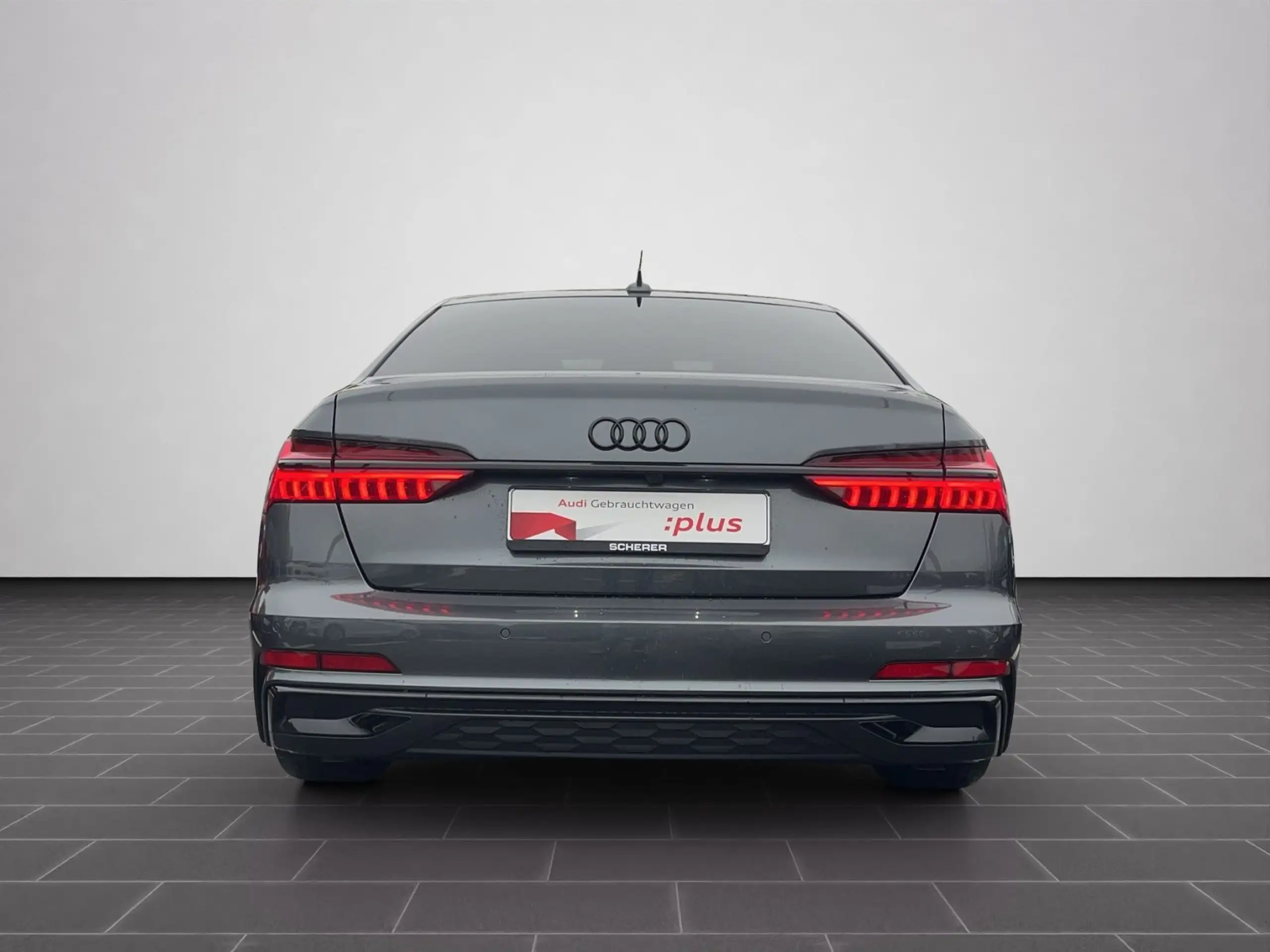 Audi - A6