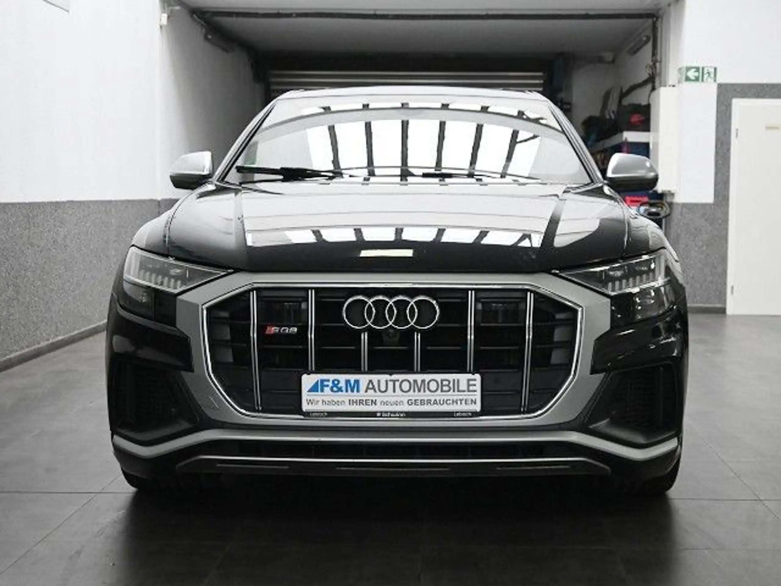 Audi - SQ8