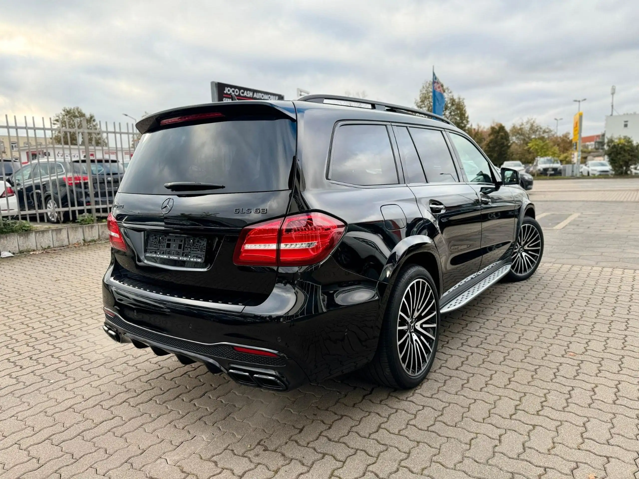 Mercedes-Benz - GLS 63 AMG