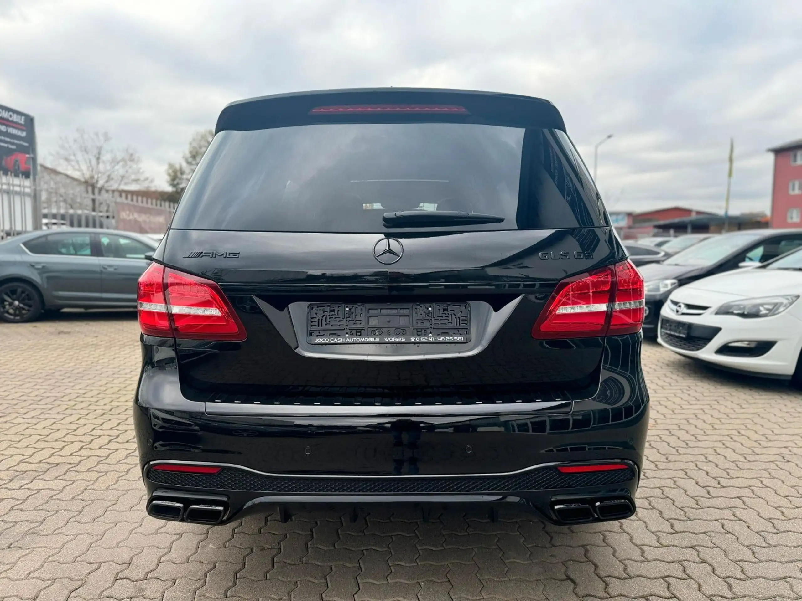 Mercedes-Benz - GLS 63 AMG