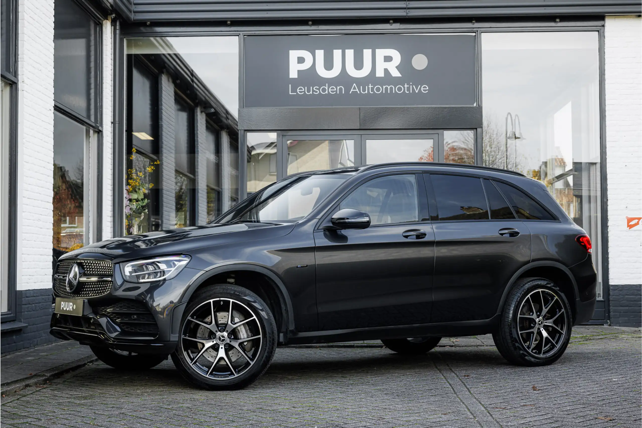 Mercedes-Benz GLC 300 2021