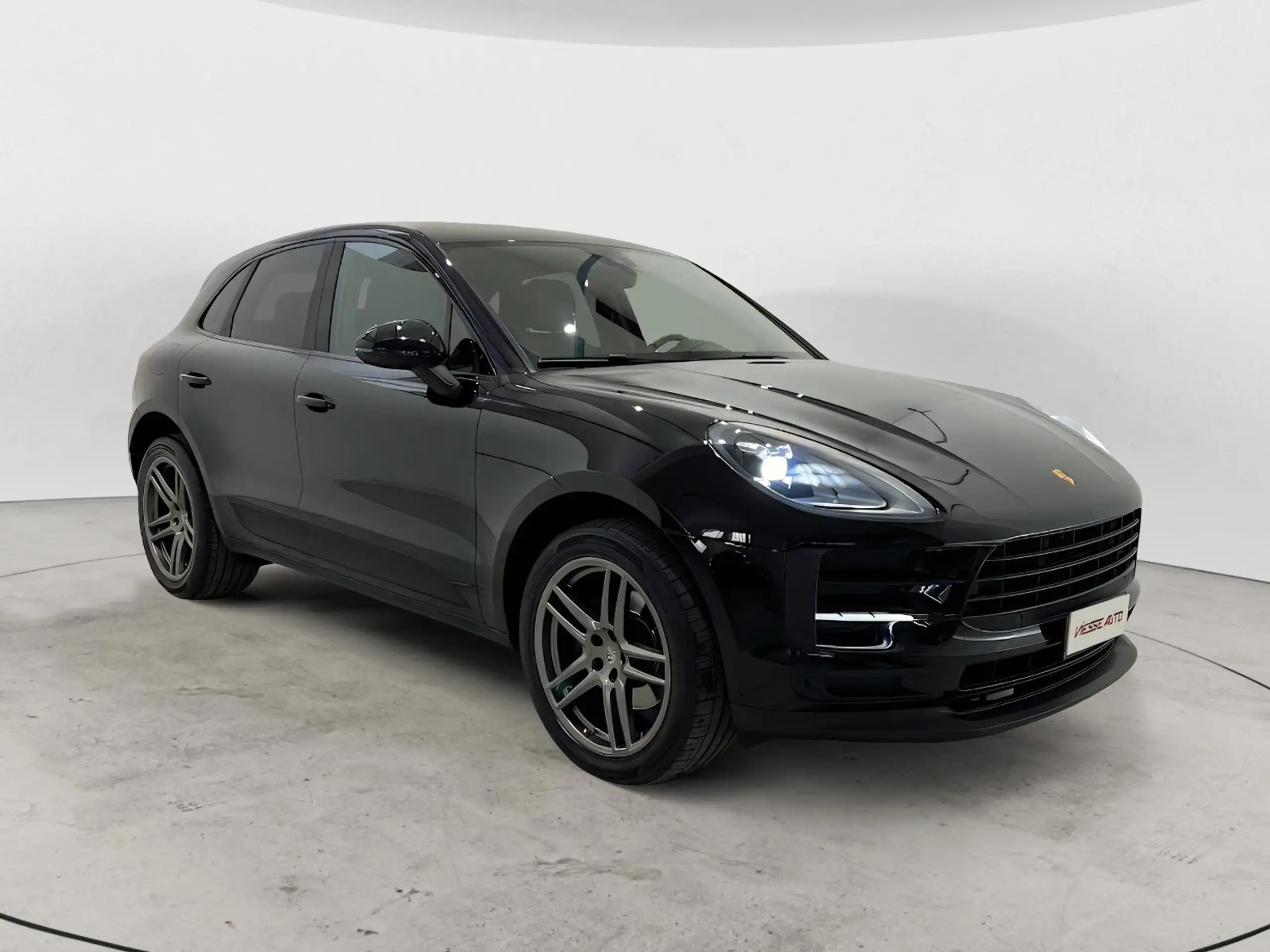 Porsche - Macan