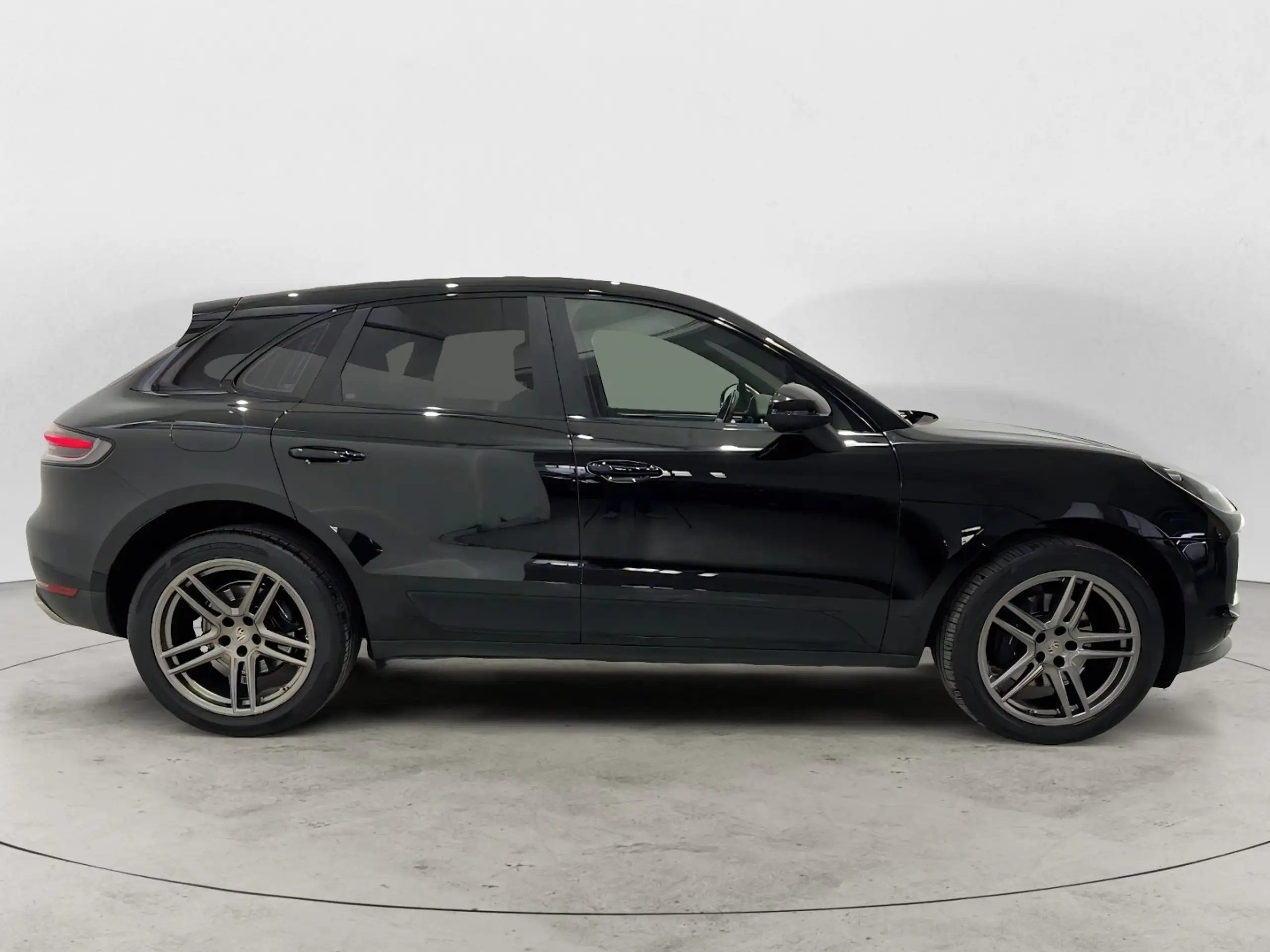 Porsche - Macan