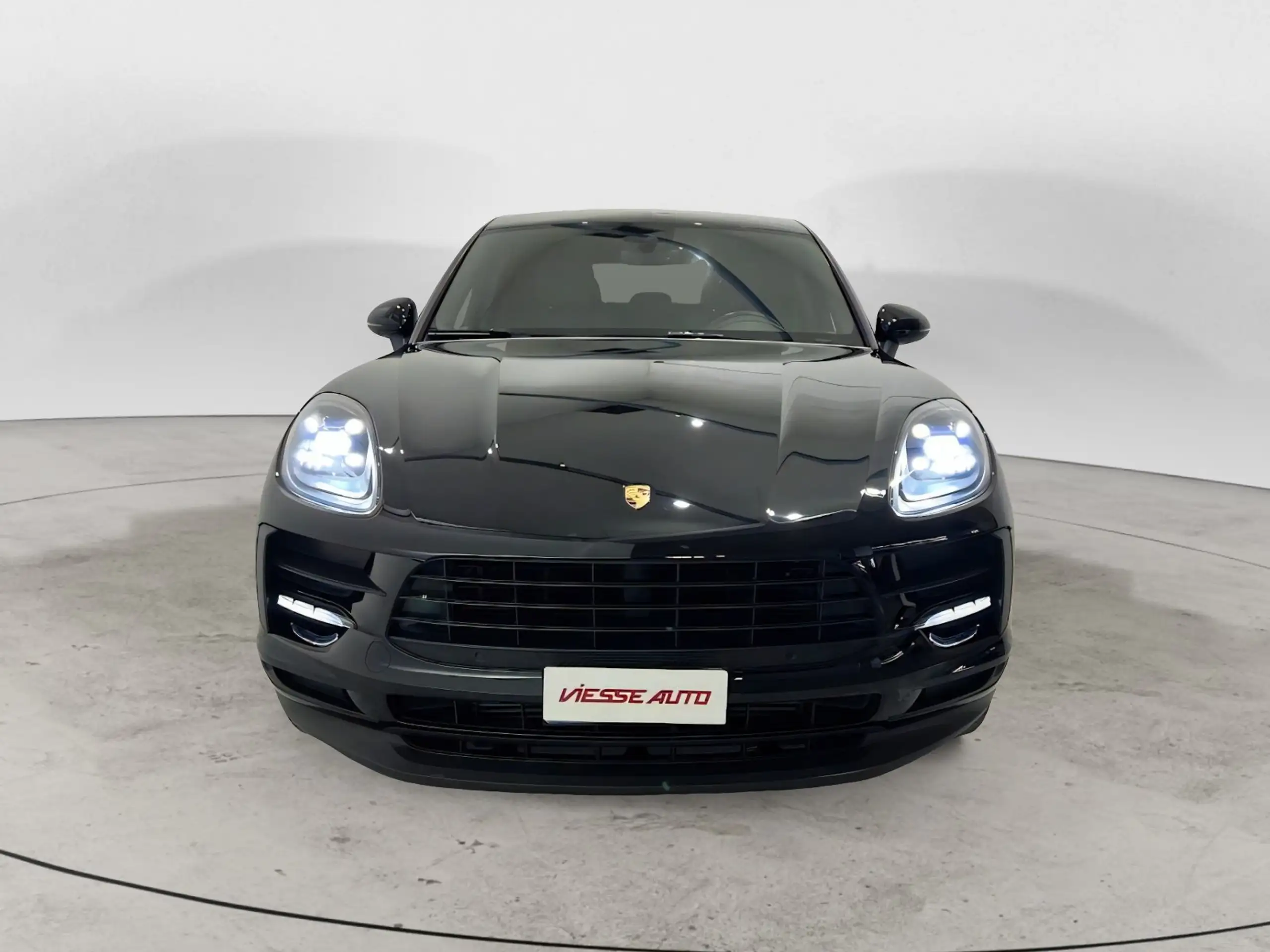 Porsche - Macan