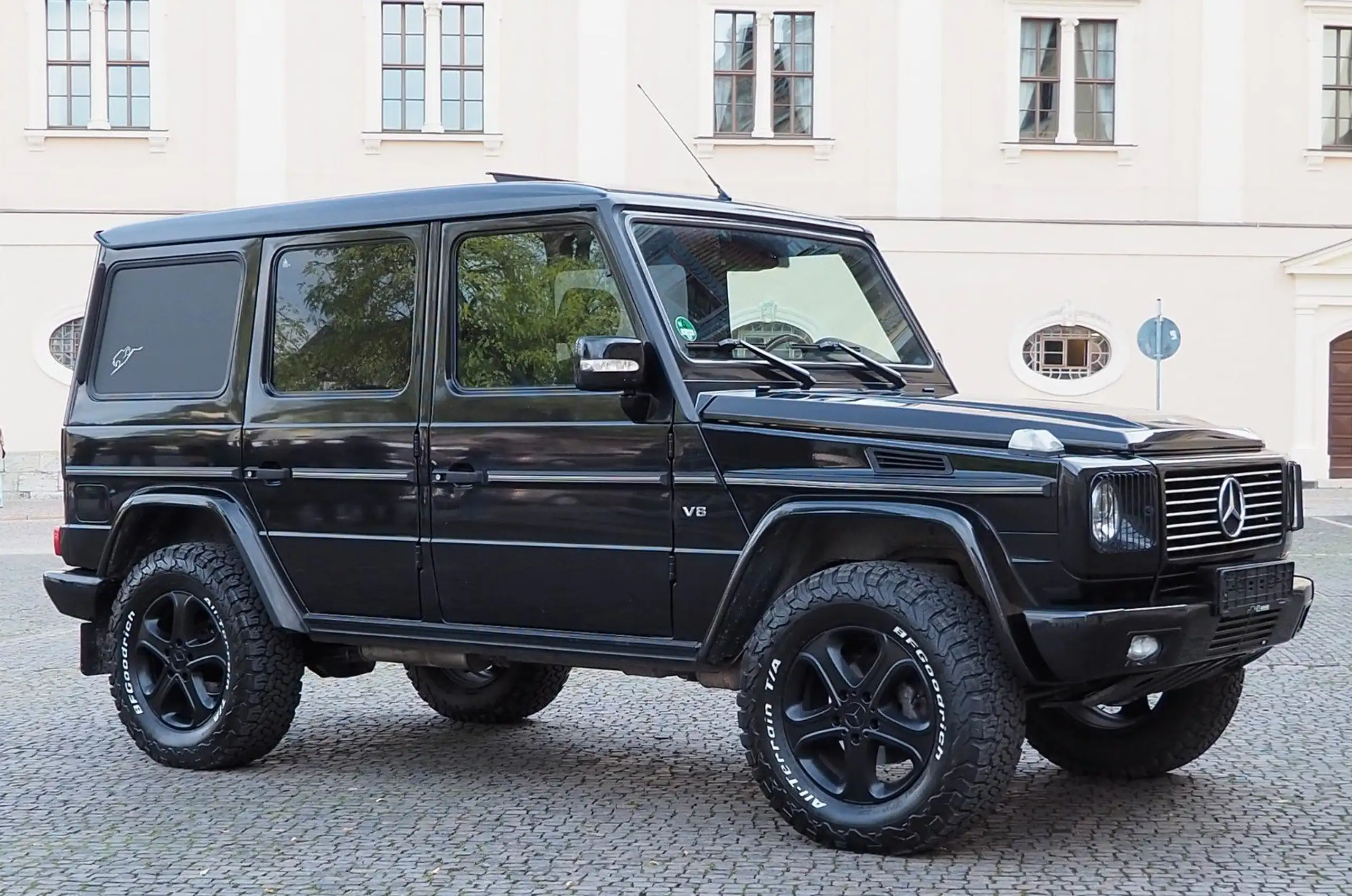 Mercedes-Benz - G 500