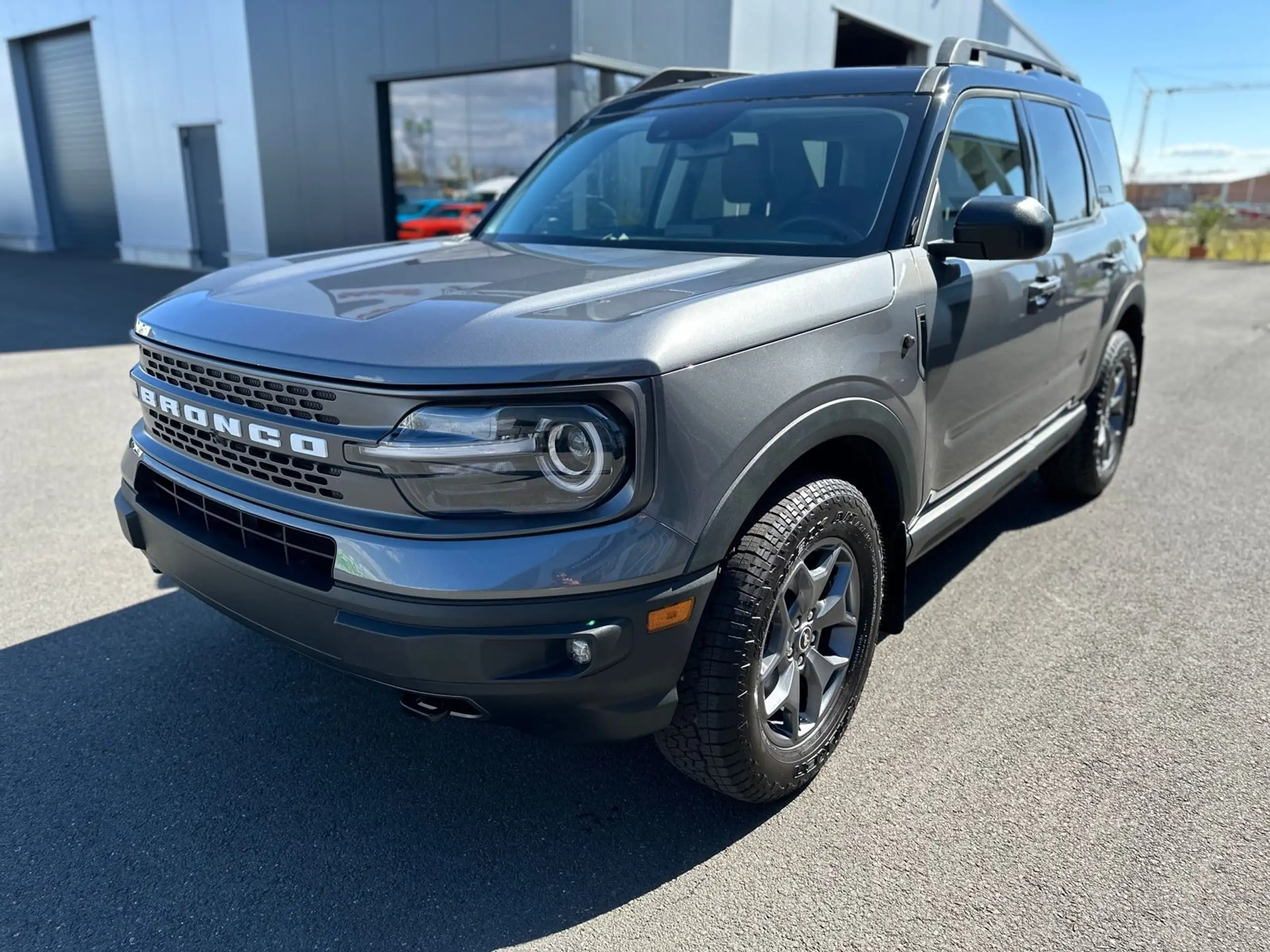 Ford - Bronco